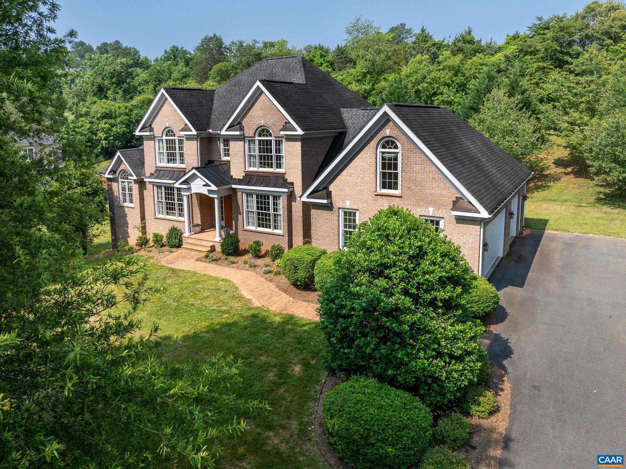FOXCHASE - Residential