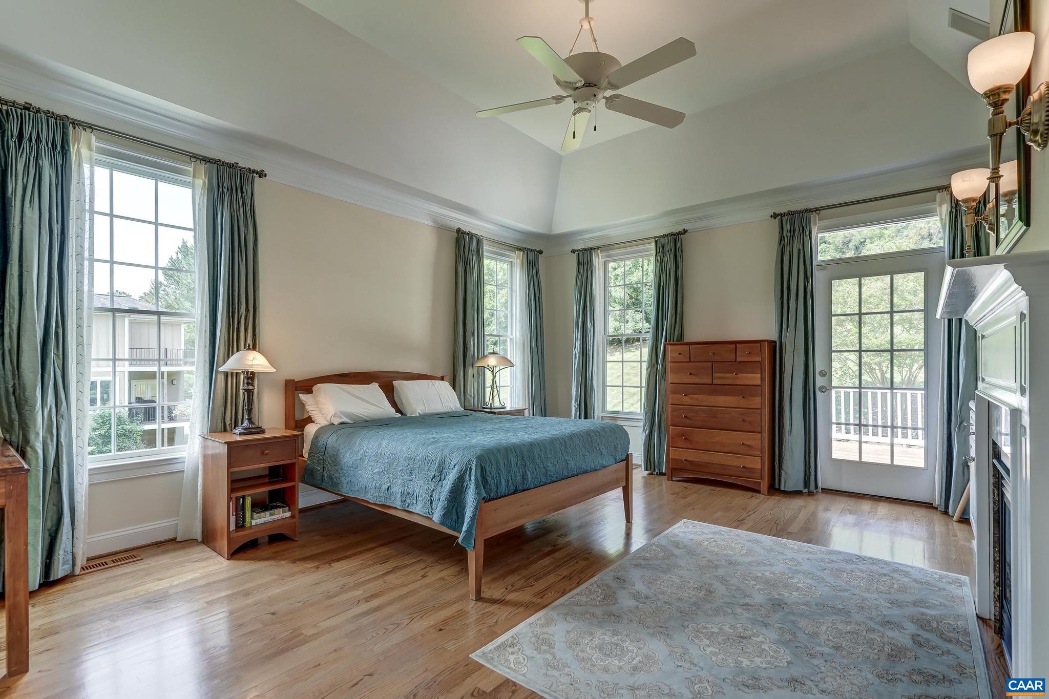 FOXCHASE - Residential