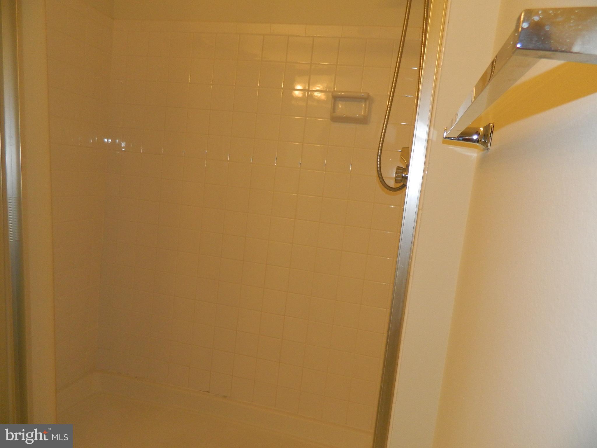 ROSSMOOR MUTUAL #19 - Residential Lease