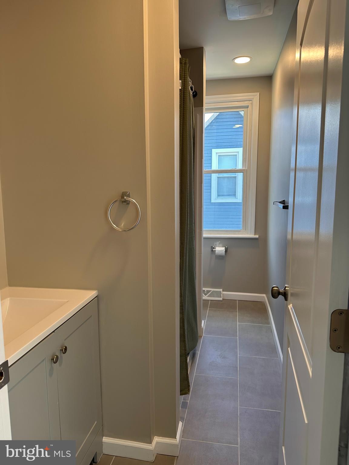 CAPITOL VIEW - Residential Lease