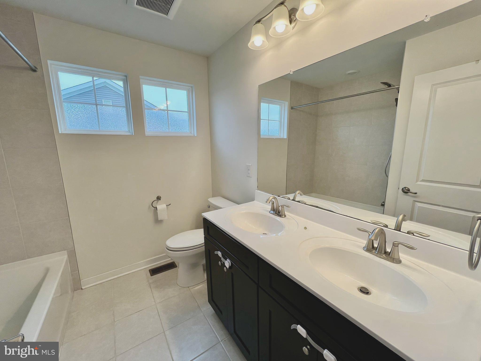 TOWNES AT SHANNON HILL - Residential Lease