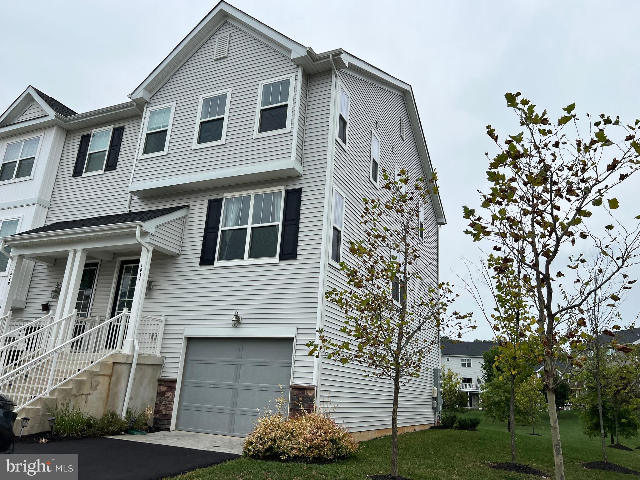 TOWNES AT SHANNON HILL - Residential Lease