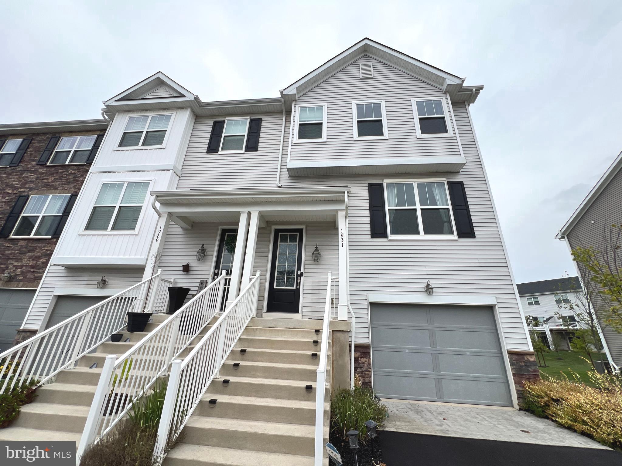 TOWNES AT SHANNON HILL - Residential Lease