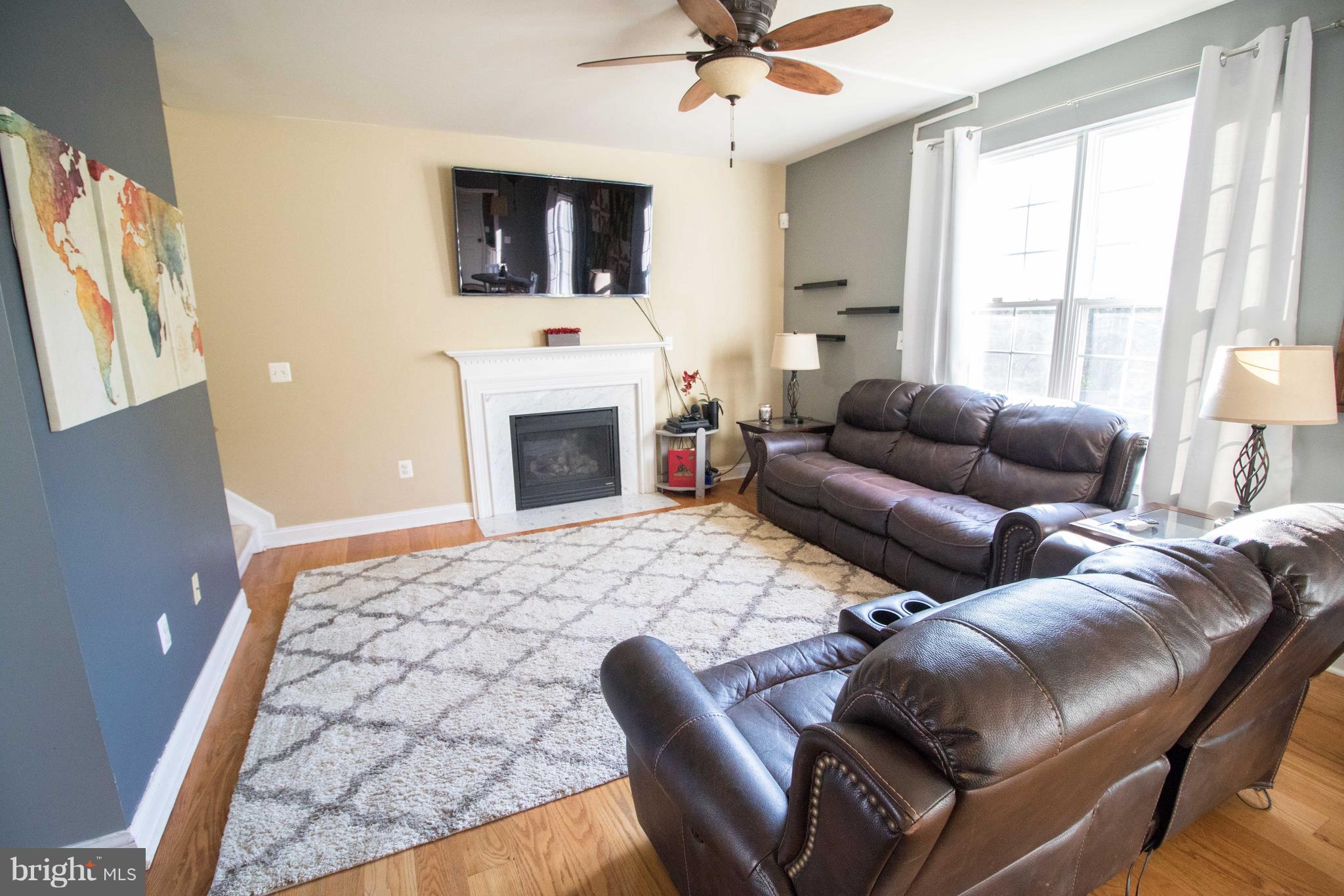 WESTBURY PUB - Residential