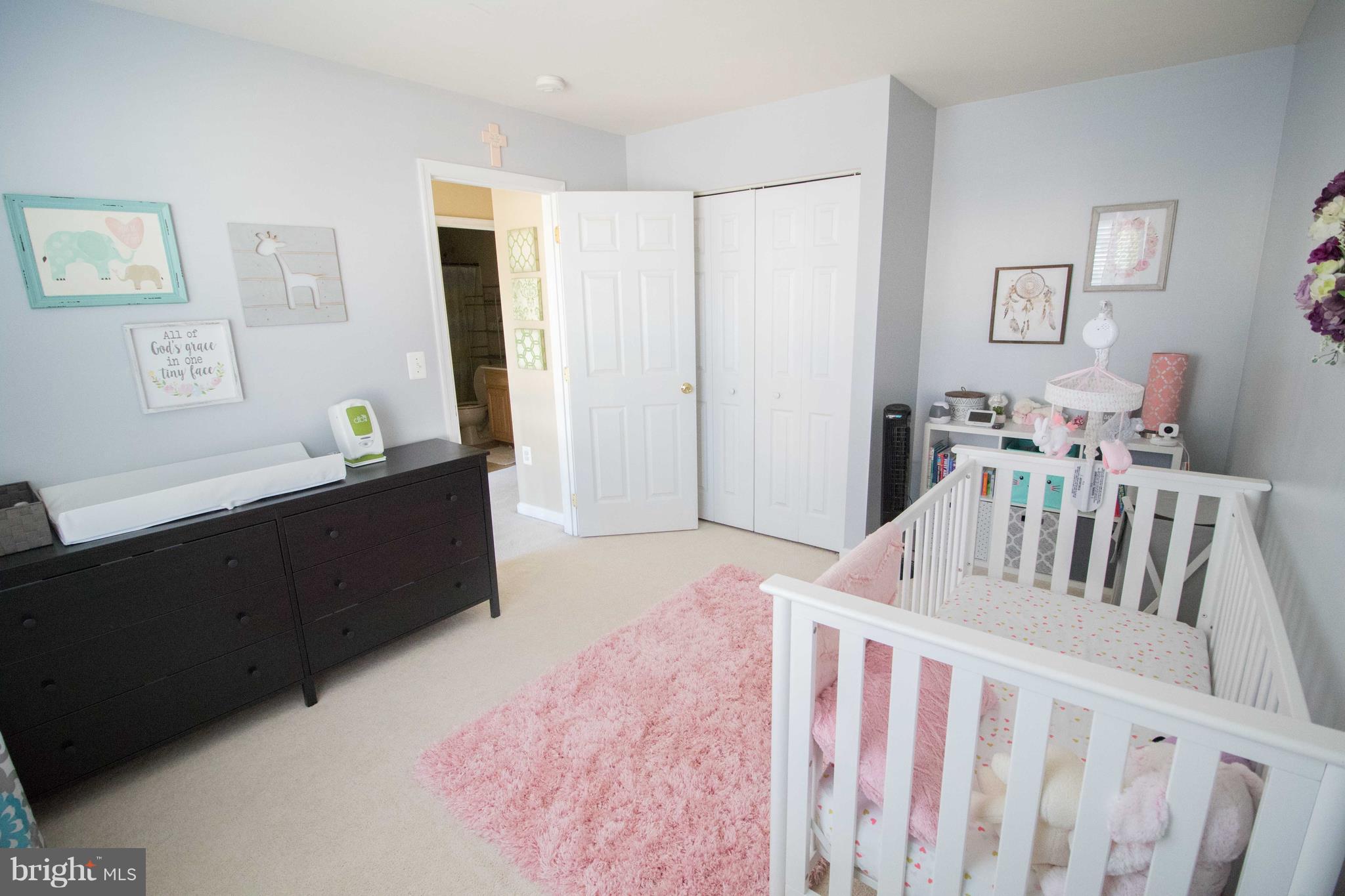 WESTBURY PUB - Residential