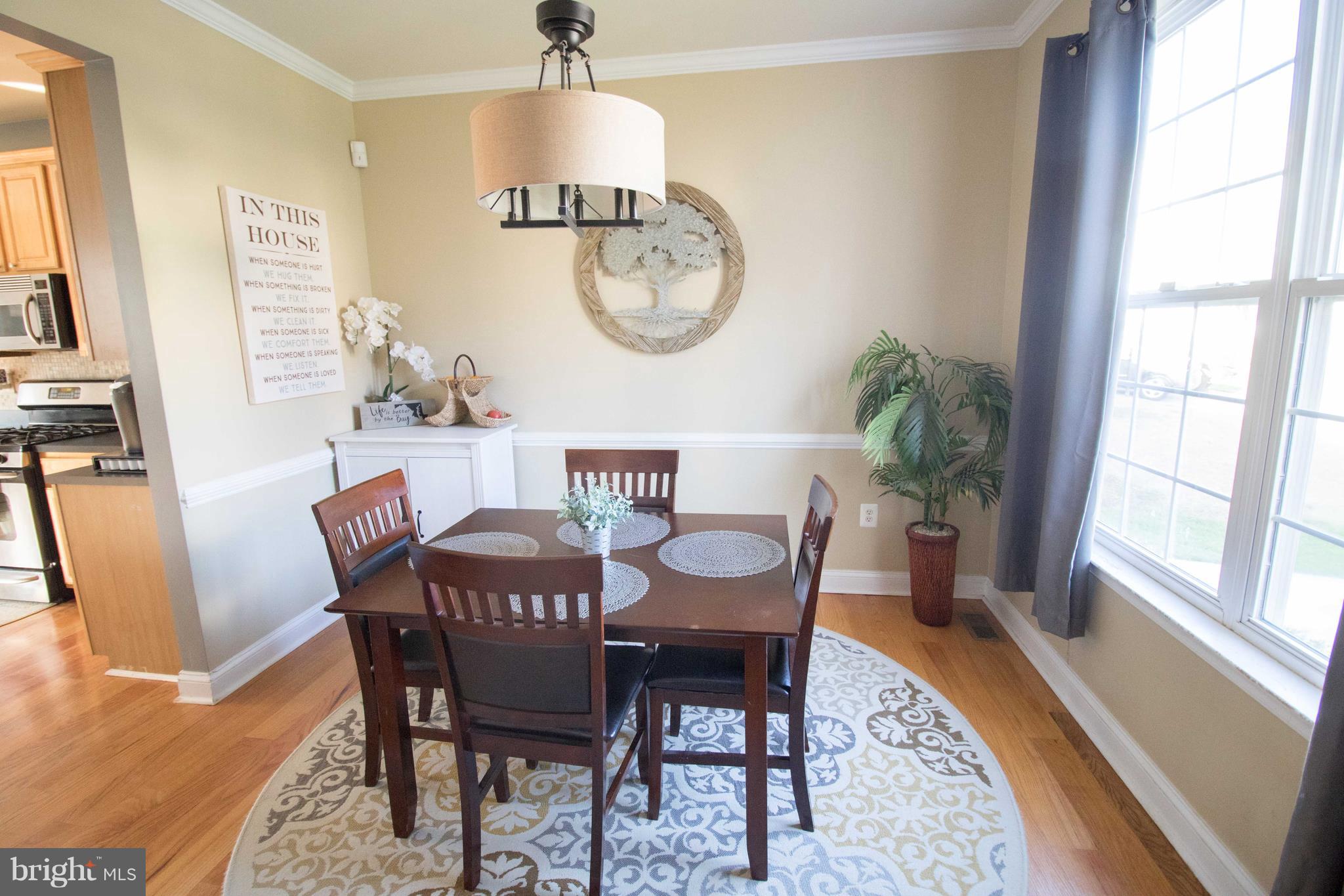 WESTBURY PUB - Residential