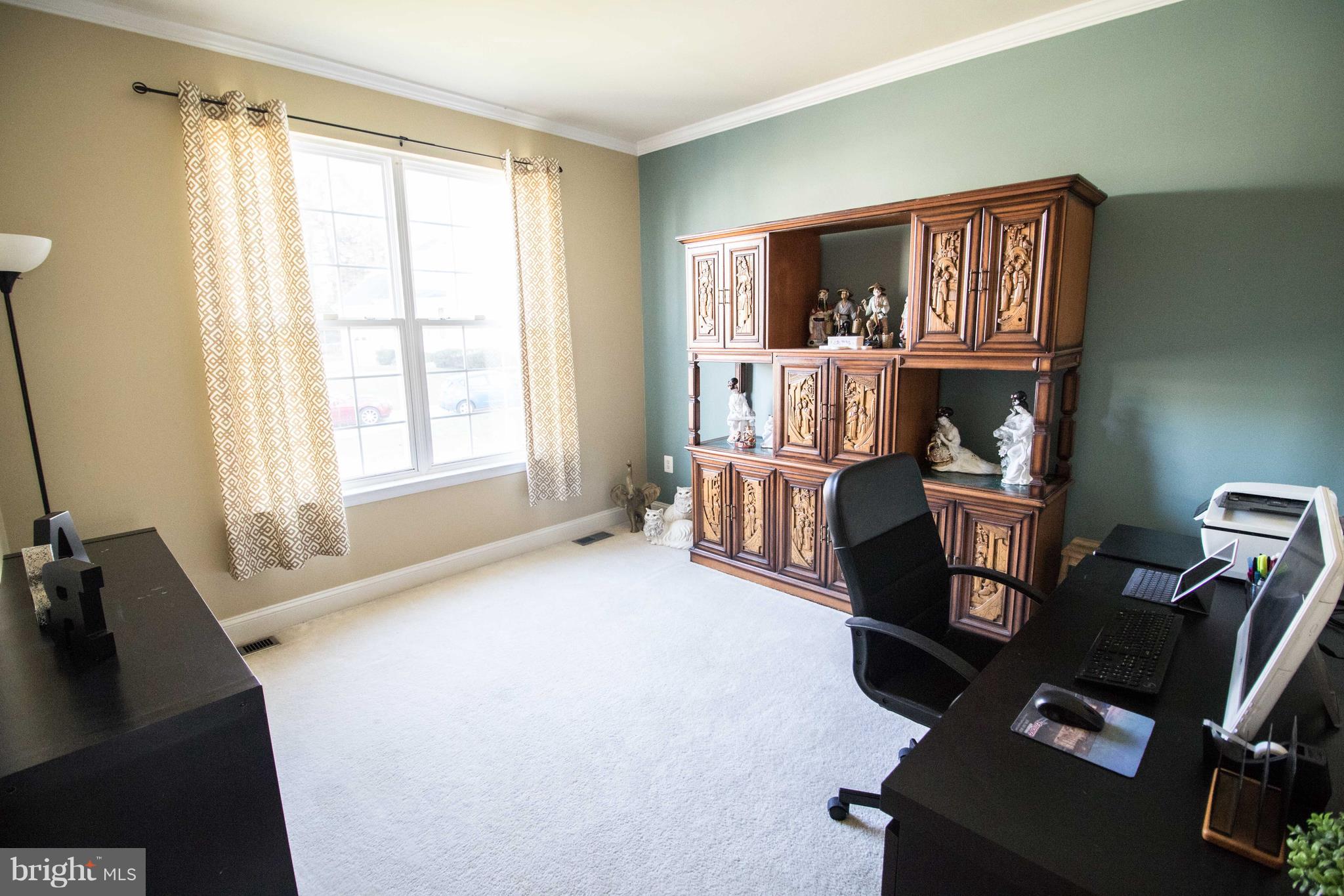 WESTBURY PUB - Residential