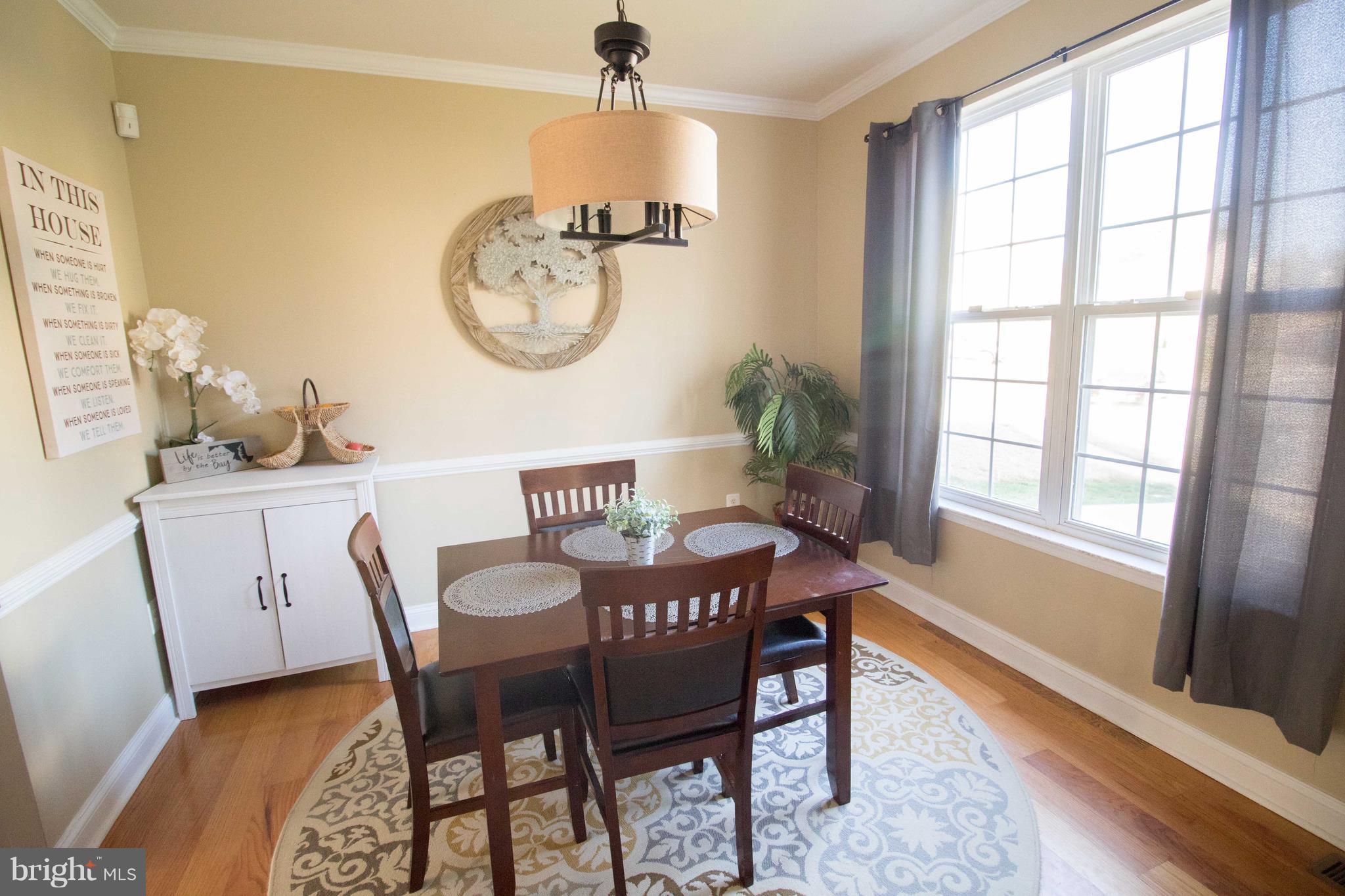 WESTBURY PUB - Residential