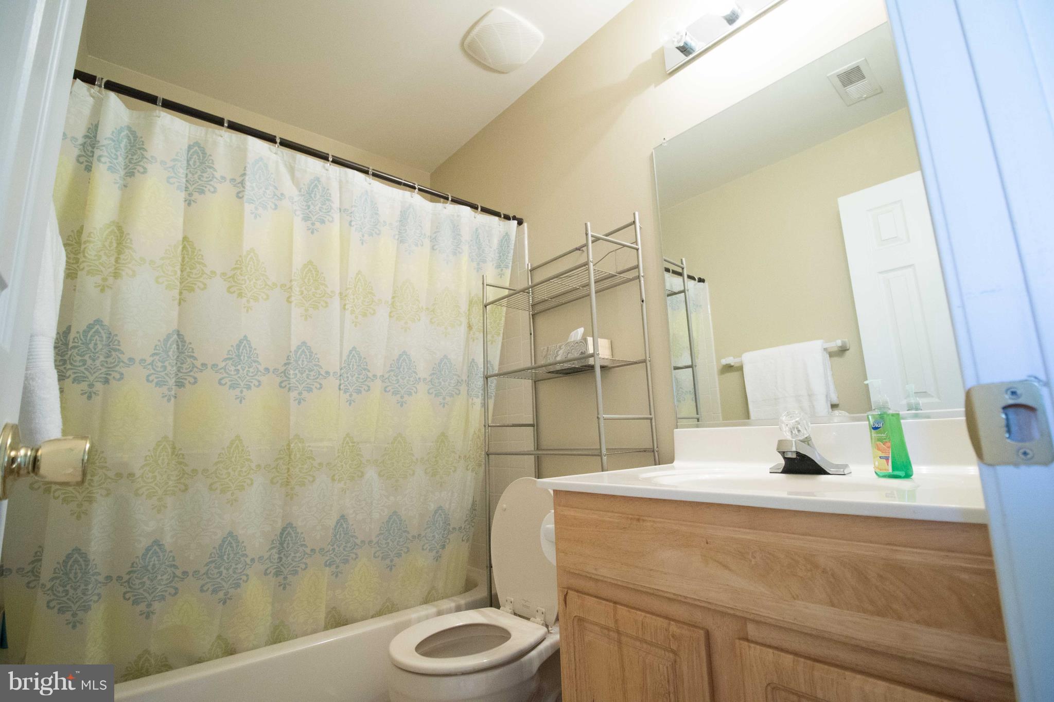 WESTBURY PUB - Residential