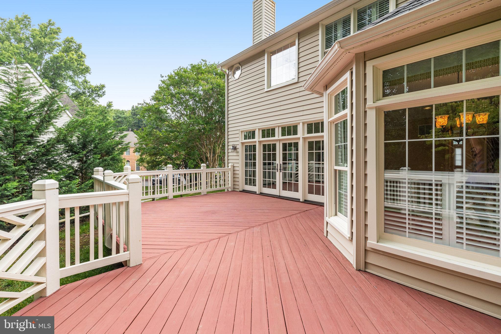 STILL OAKS - Residential