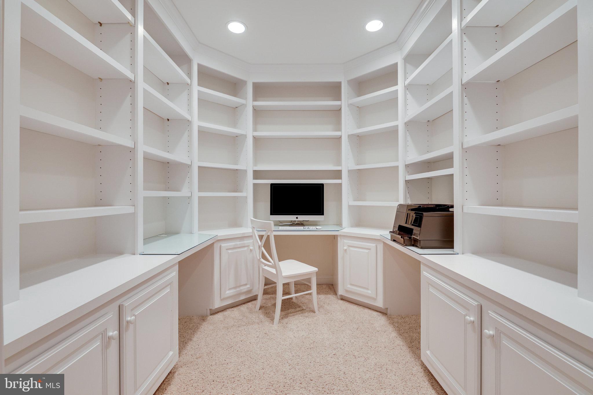 STILL OAKS - Residential