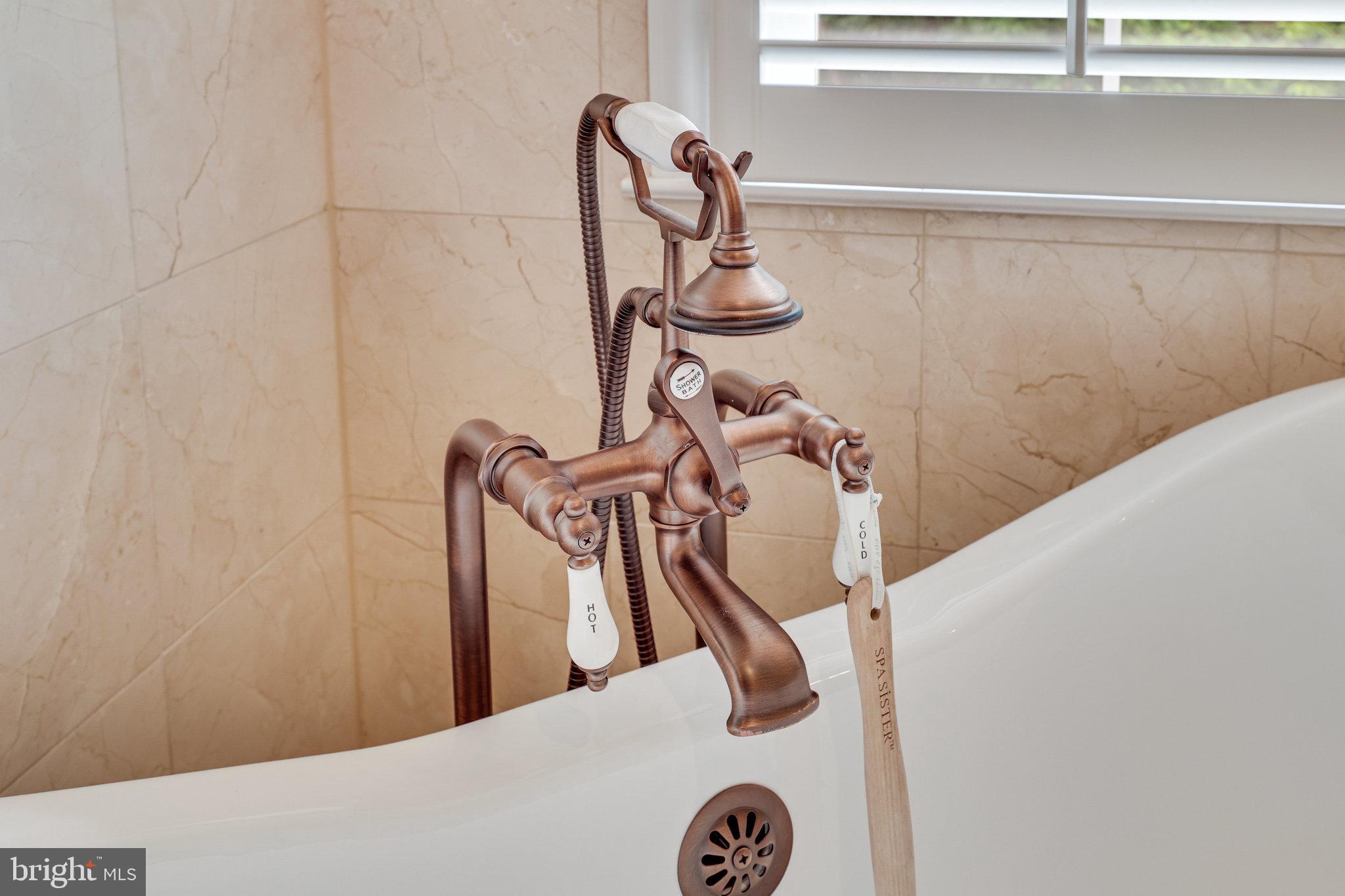 STILL OAKS - Residential