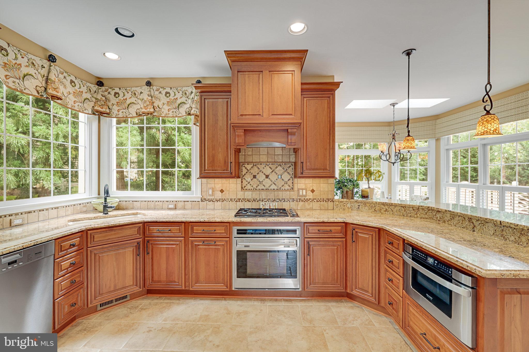 STILL OAKS - Residential