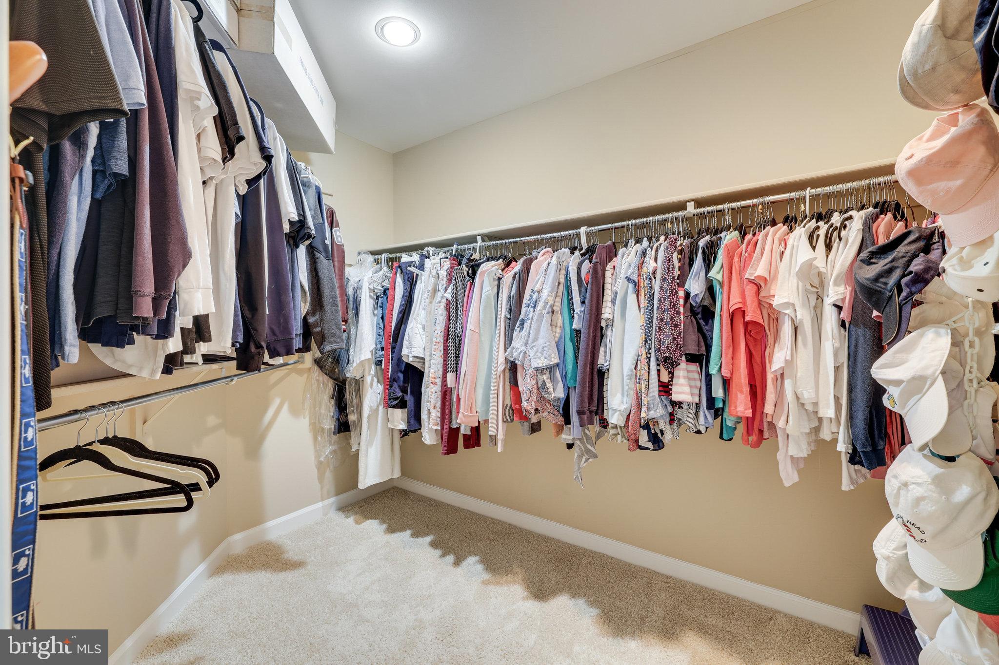 STILL OAKS - Residential