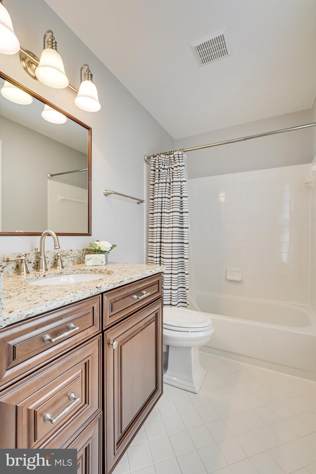 STILL OAKS - Residential