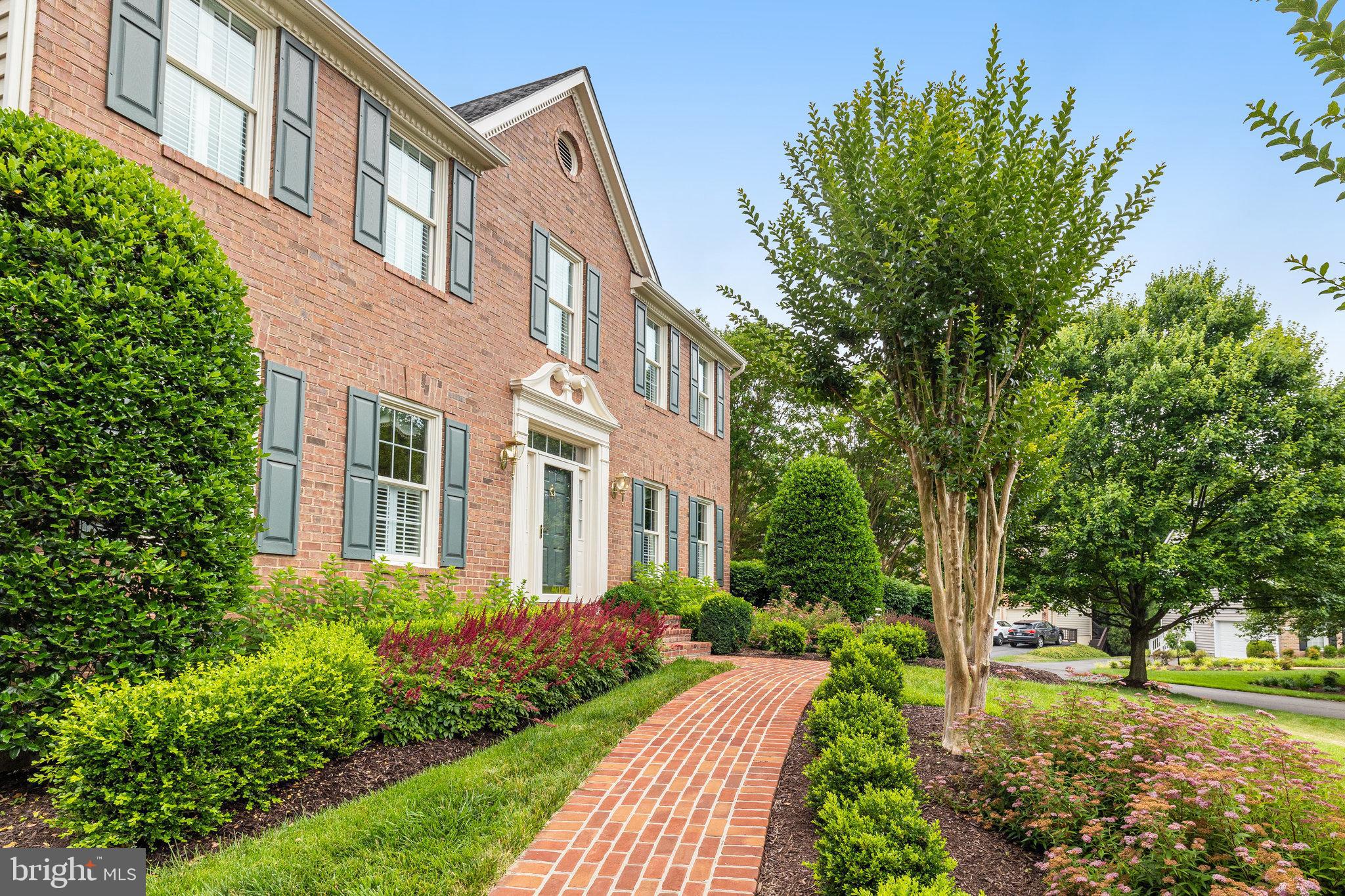 STILL OAKS - Residential