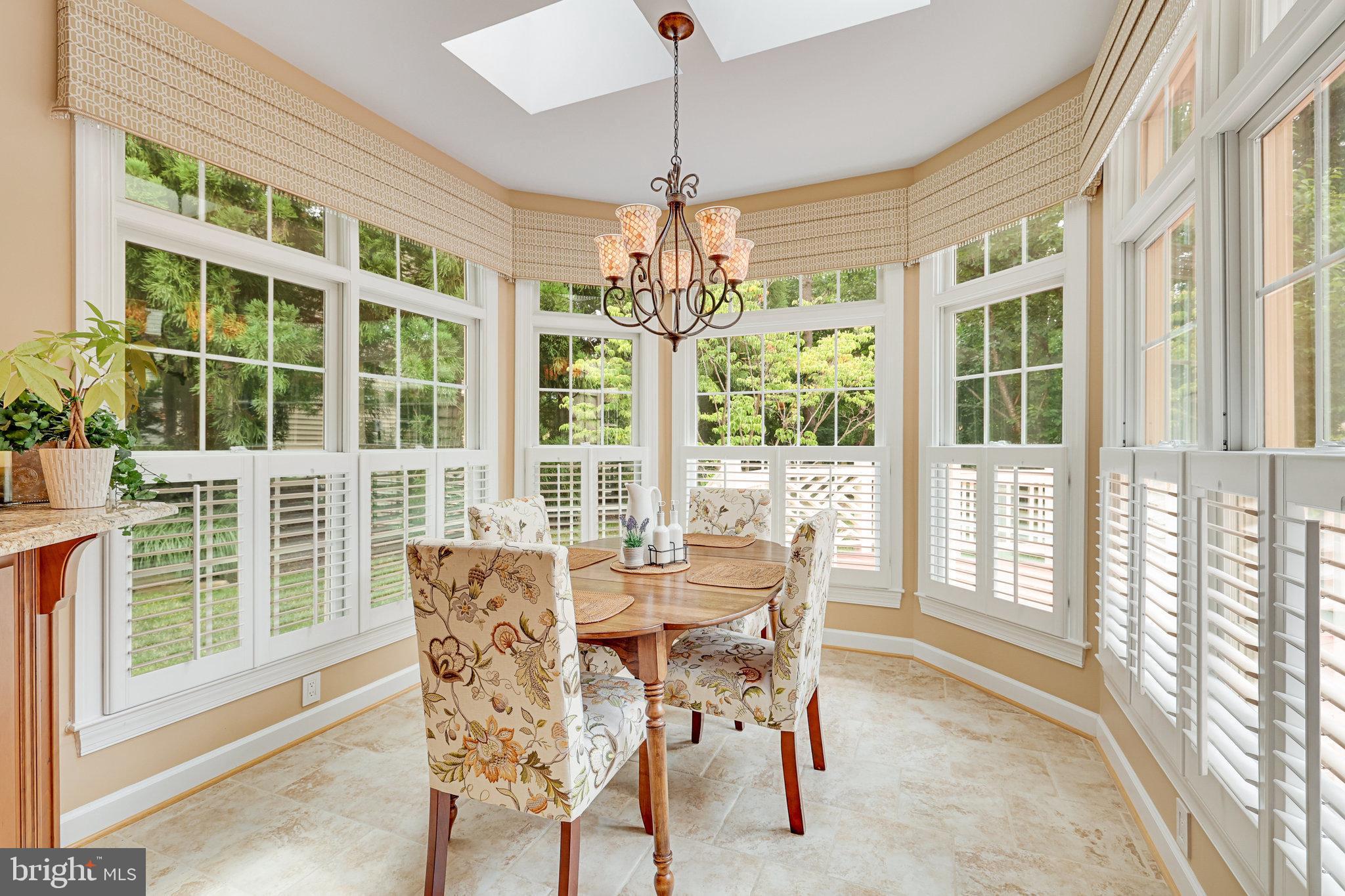 STILL OAKS - Residential