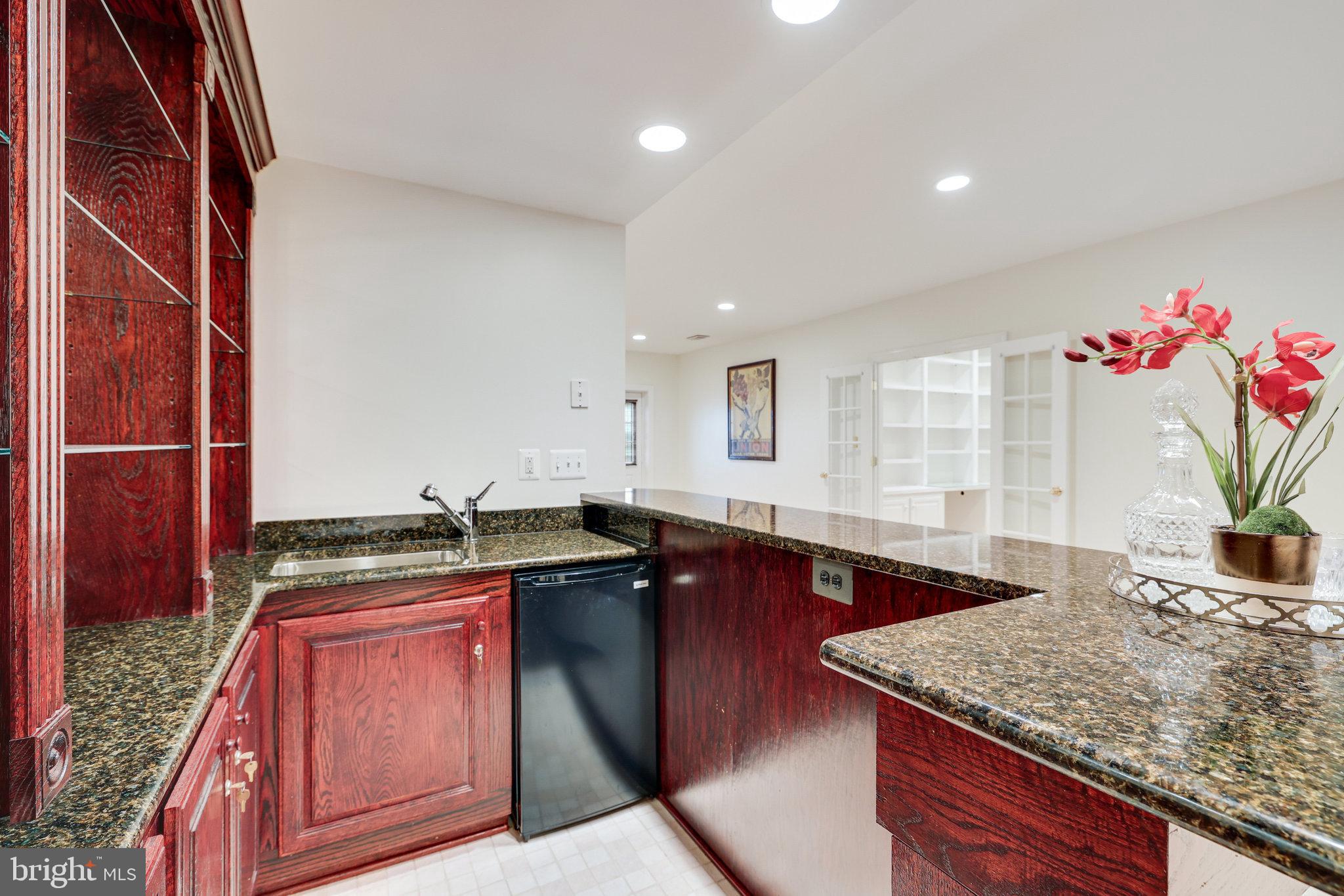 STILL OAKS - Residential