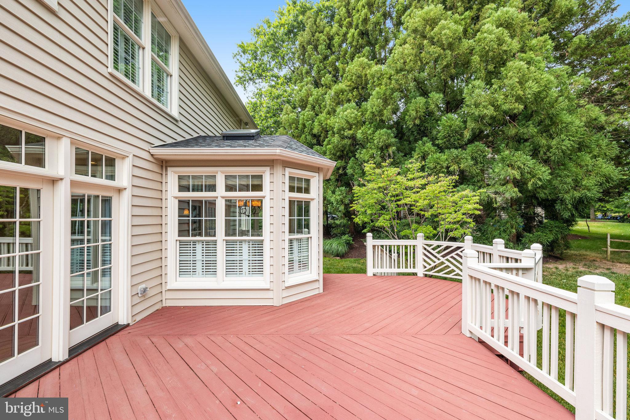 STILL OAKS - Residential