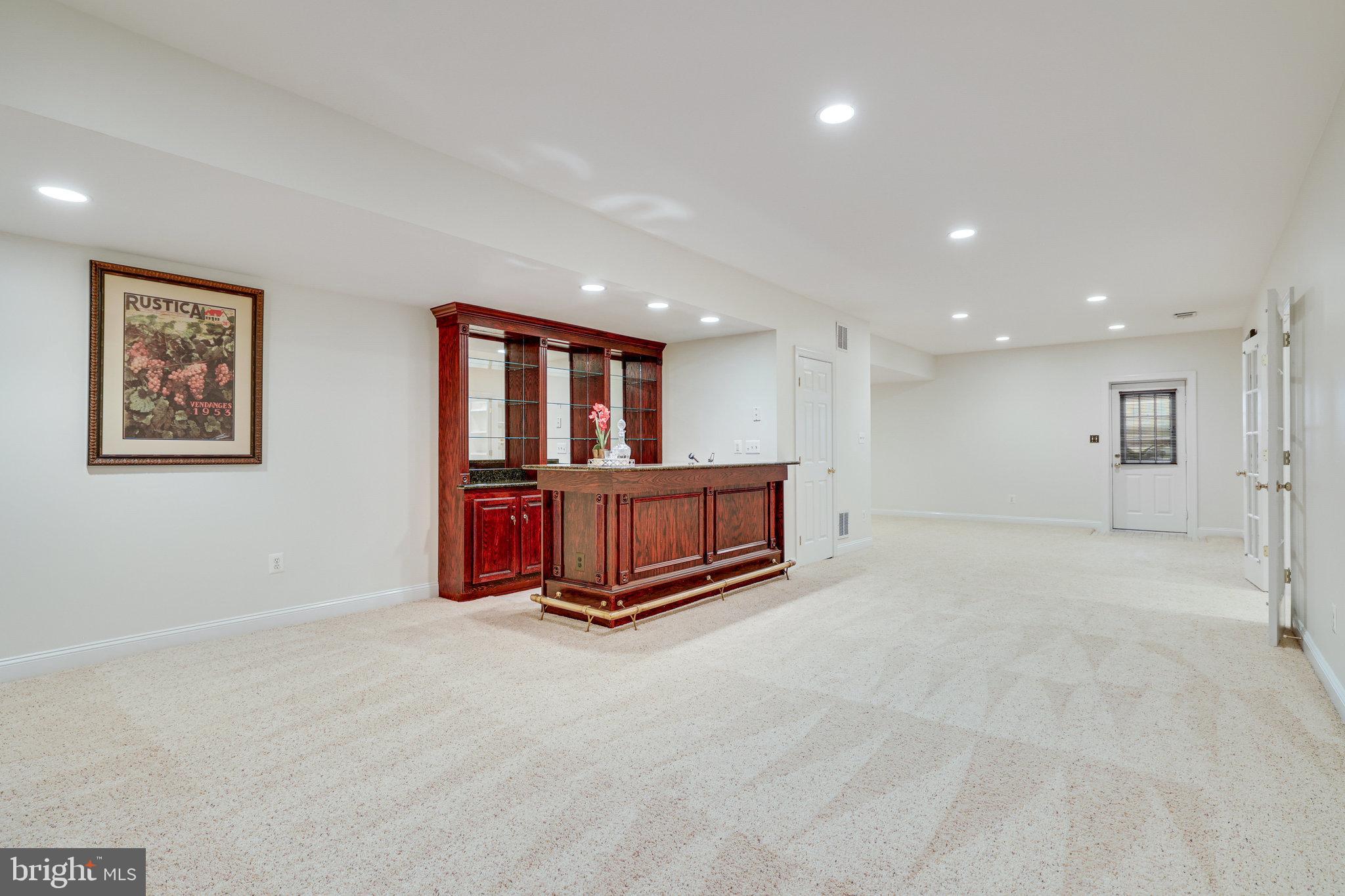 STILL OAKS - Residential