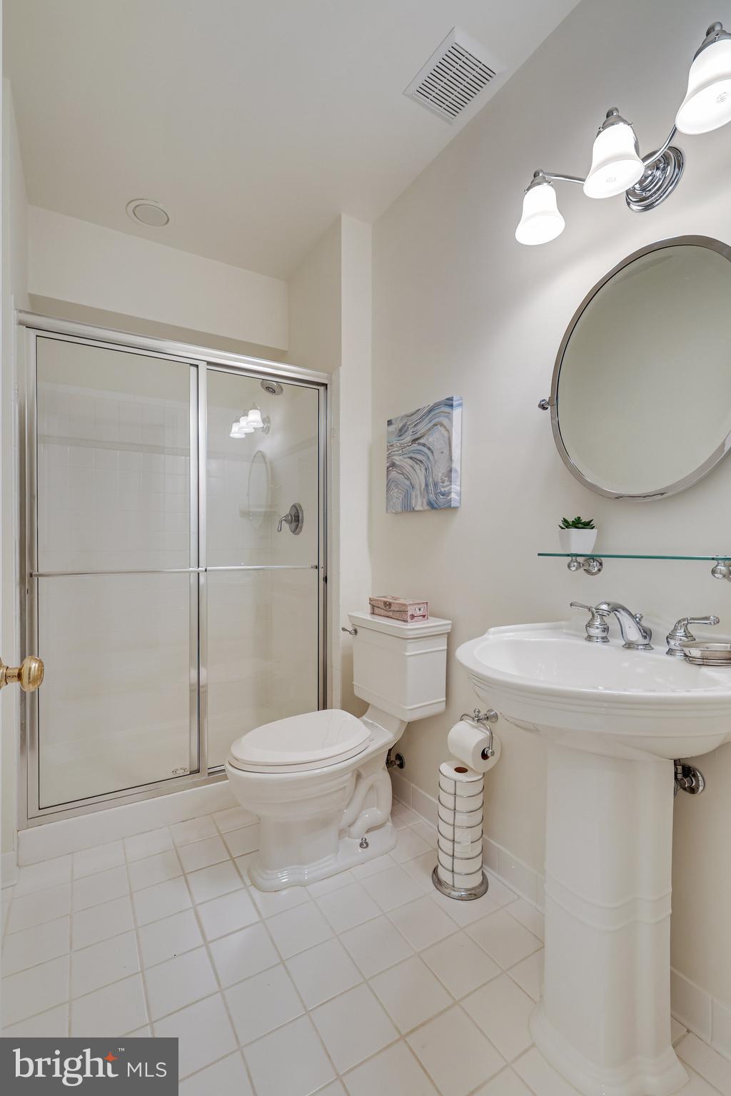 STILL OAKS - Residential