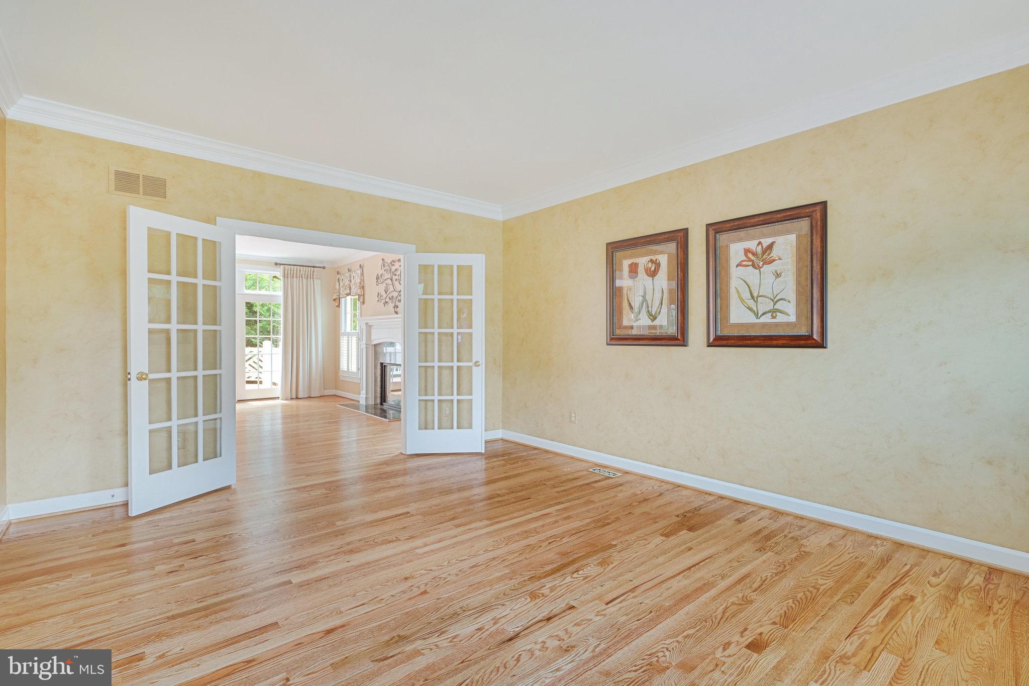 STILL OAKS - Residential