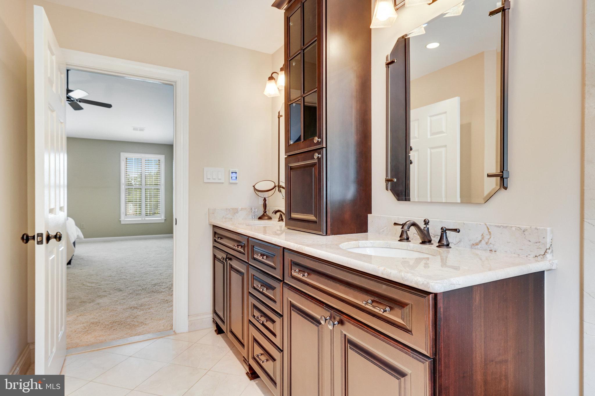 STILL OAKS - Residential