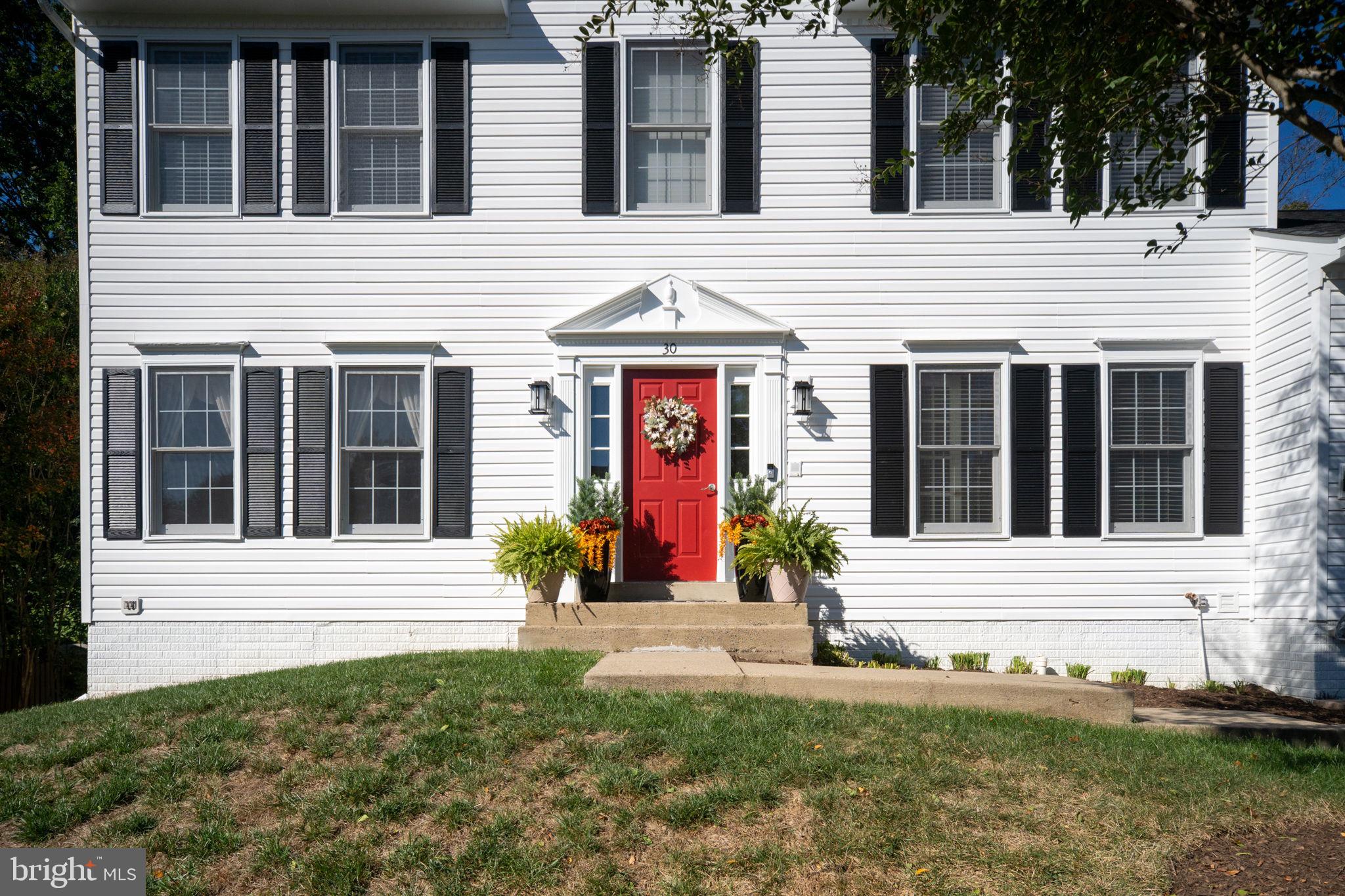30 CHRISTOPHER WAY