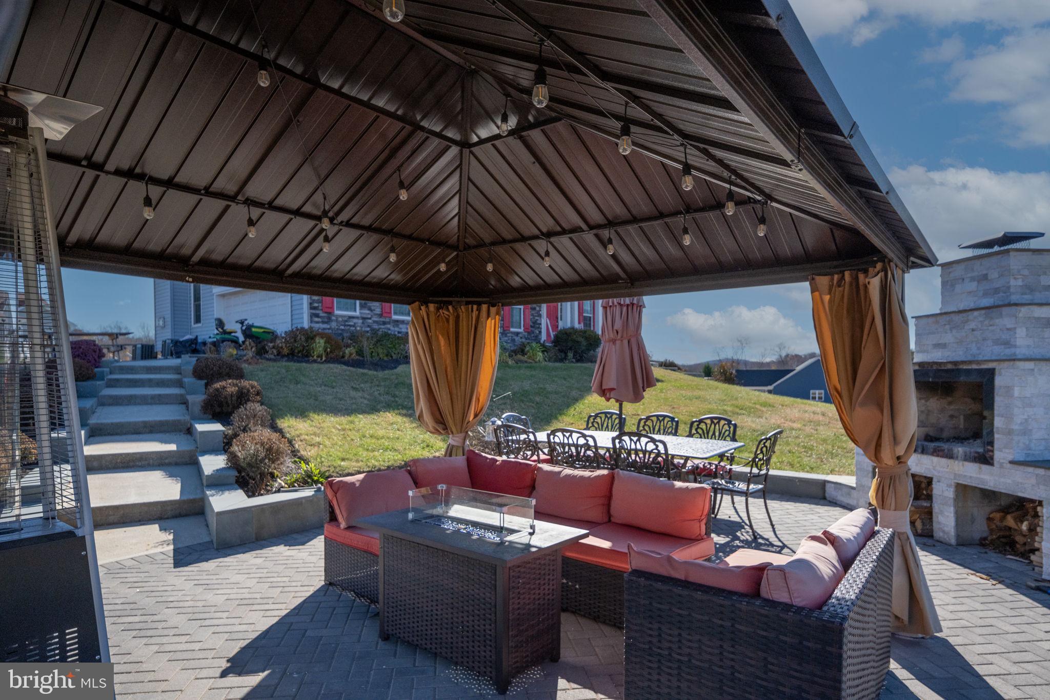 DOVE HILL ESTATES - Residential