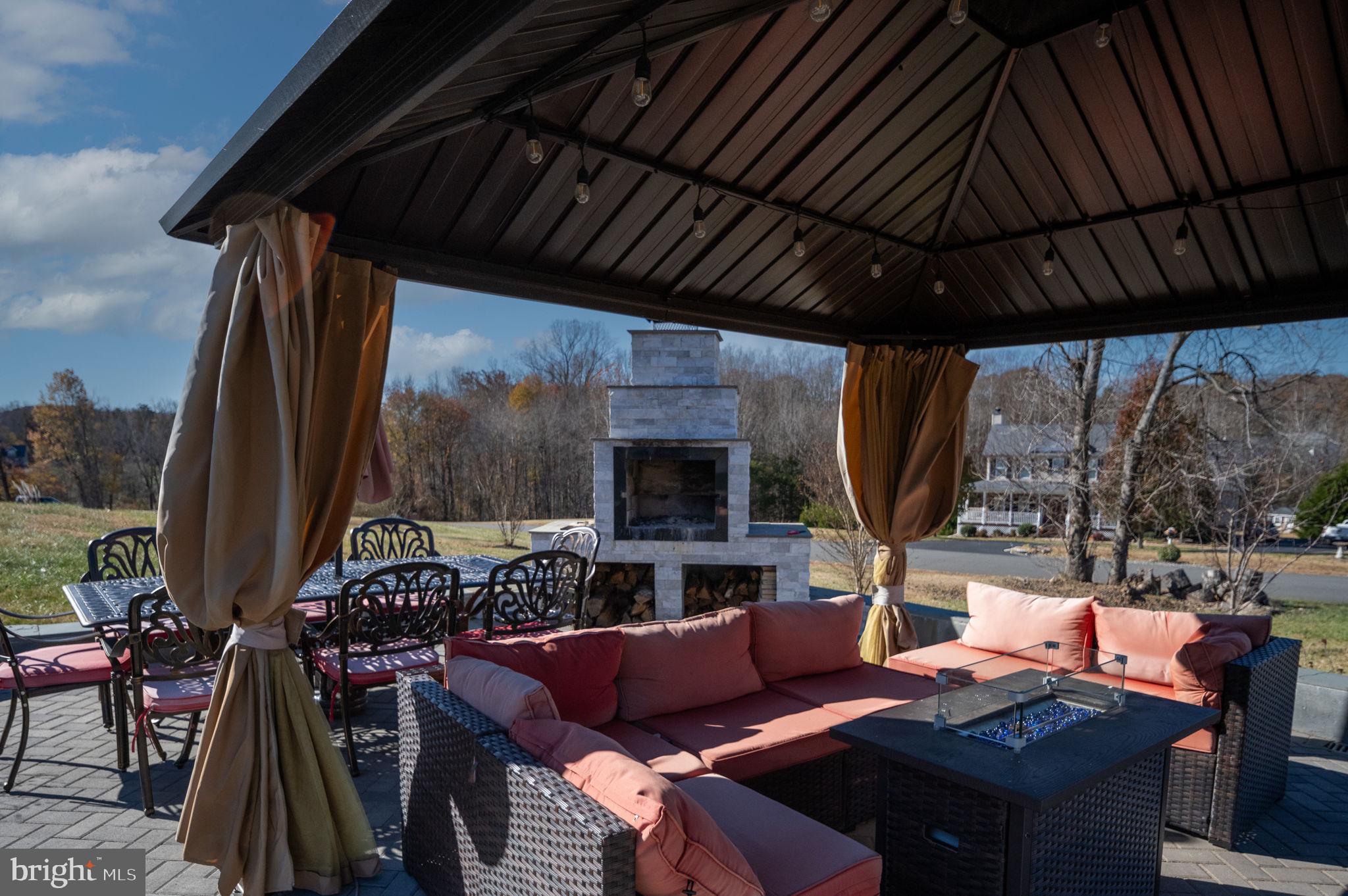 DOVE HILL ESTATES - Residential