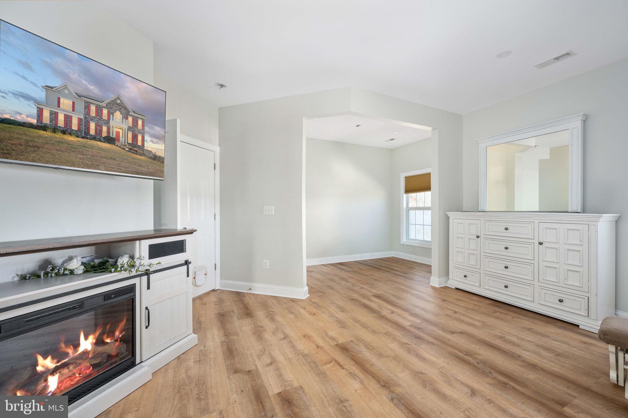 DOVE HILL ESTATES - Residential