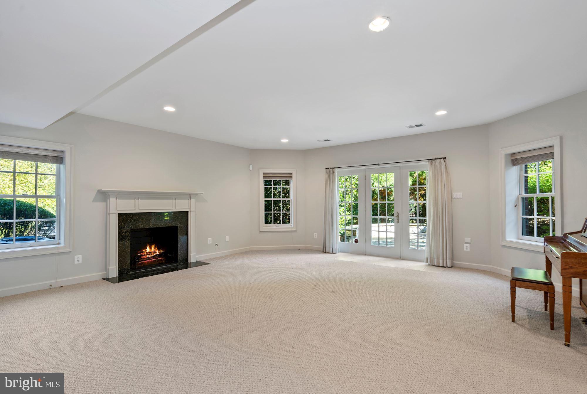 GEORGETOWN RIDGE - Residential