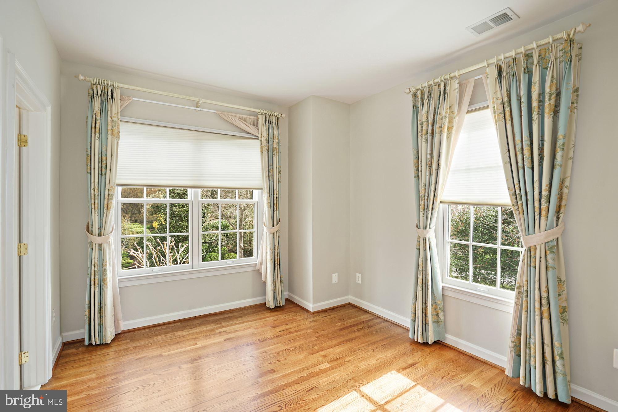 GEORGETOWN RIDGE - Residential