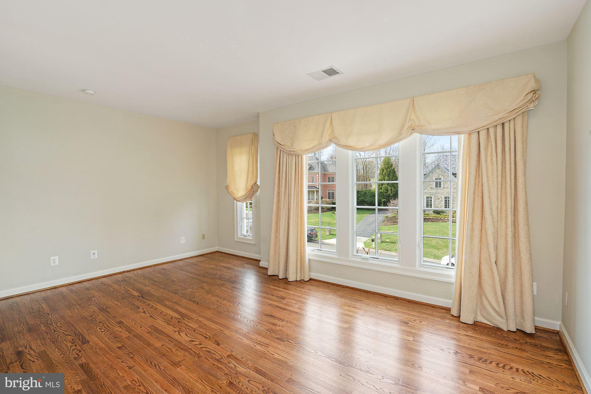 GEORGETOWN RIDGE - Residential