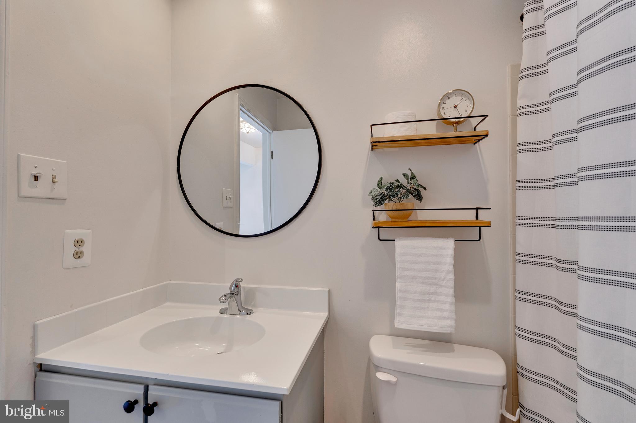 WETHERSFIELD - Residential