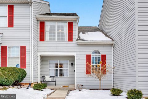 201 STRATFORD COURT LANSDALE PA 19446