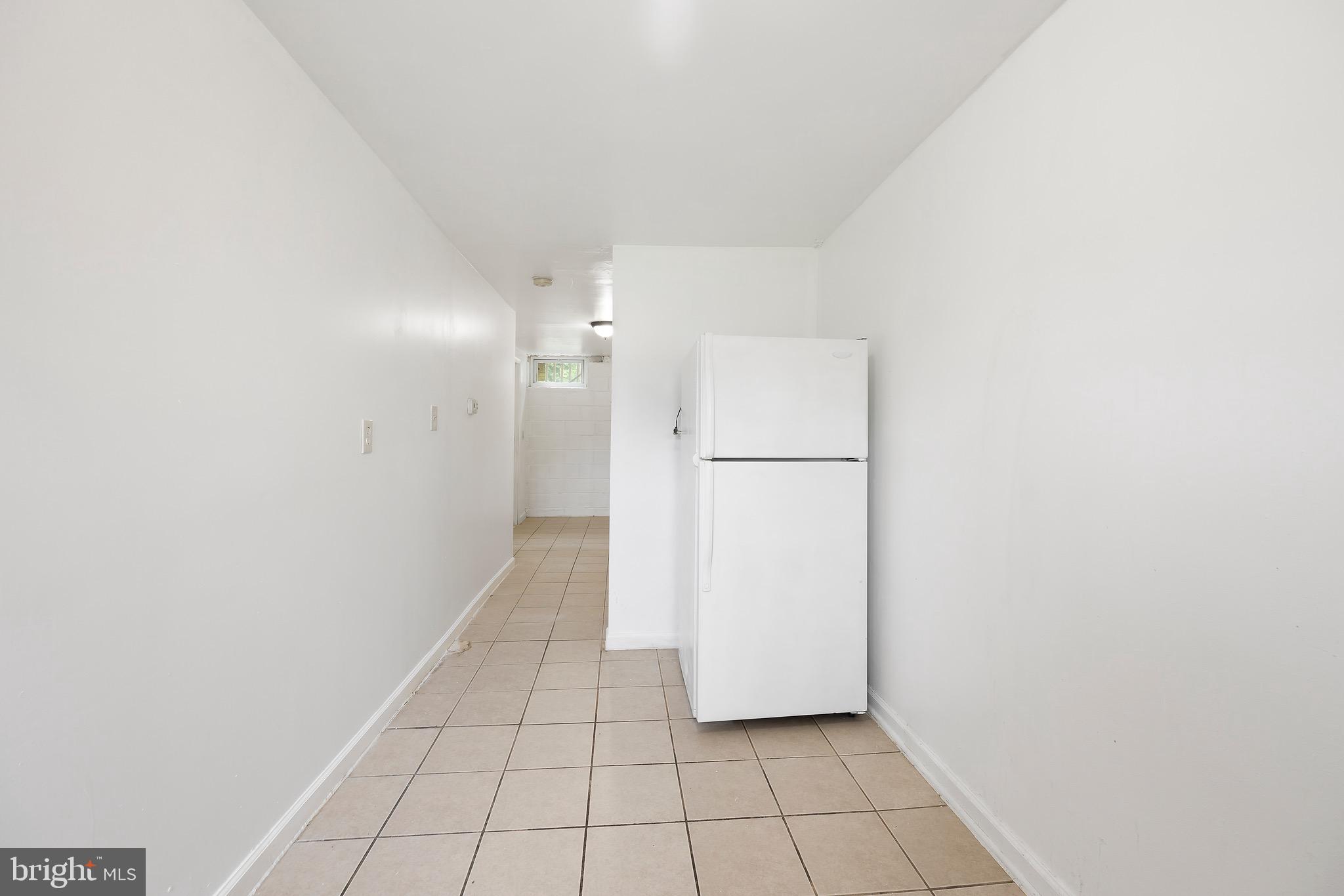 CURTIS BAY - Residential Lease