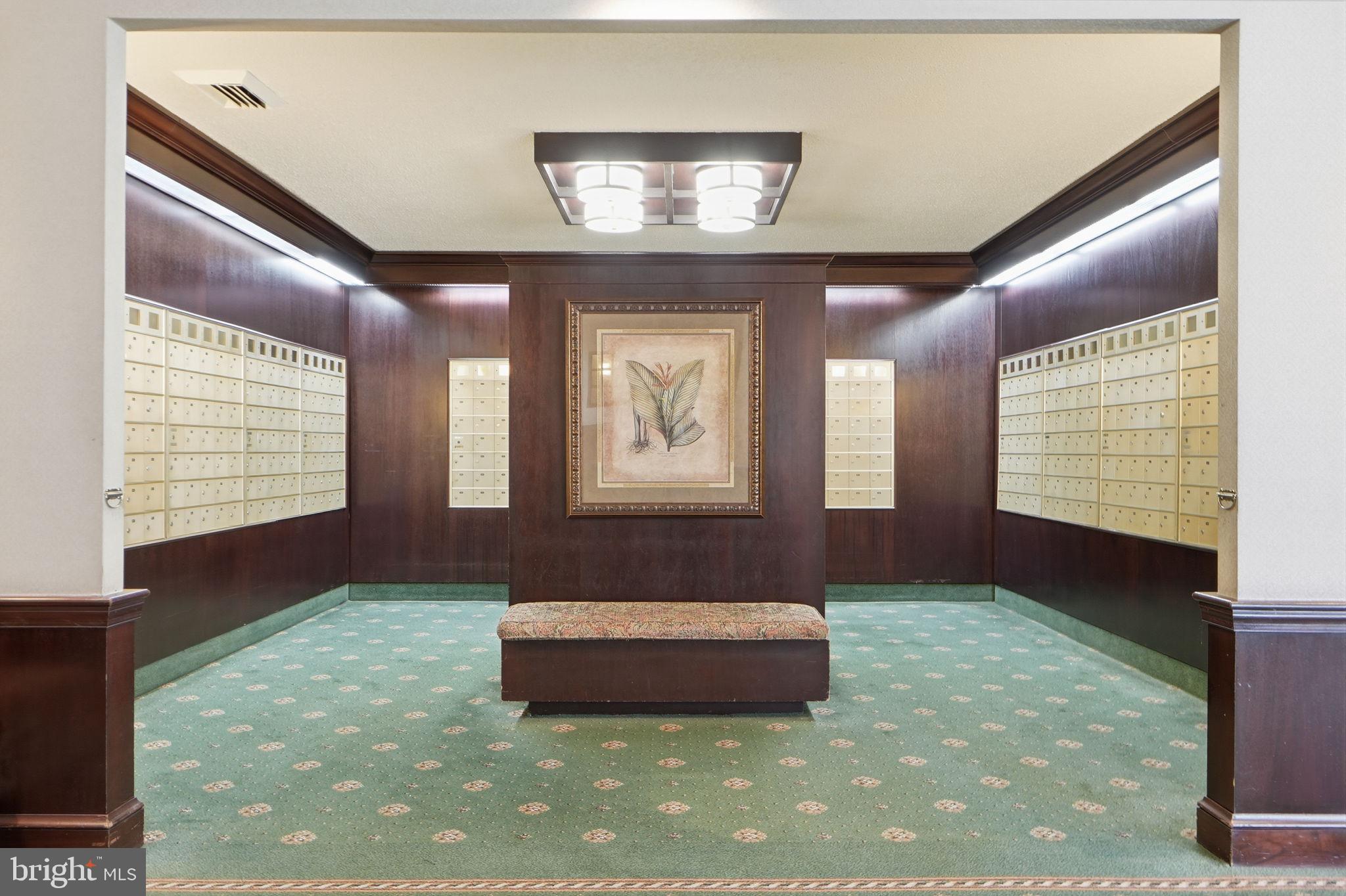 SKYLINE PLAZA - Residential