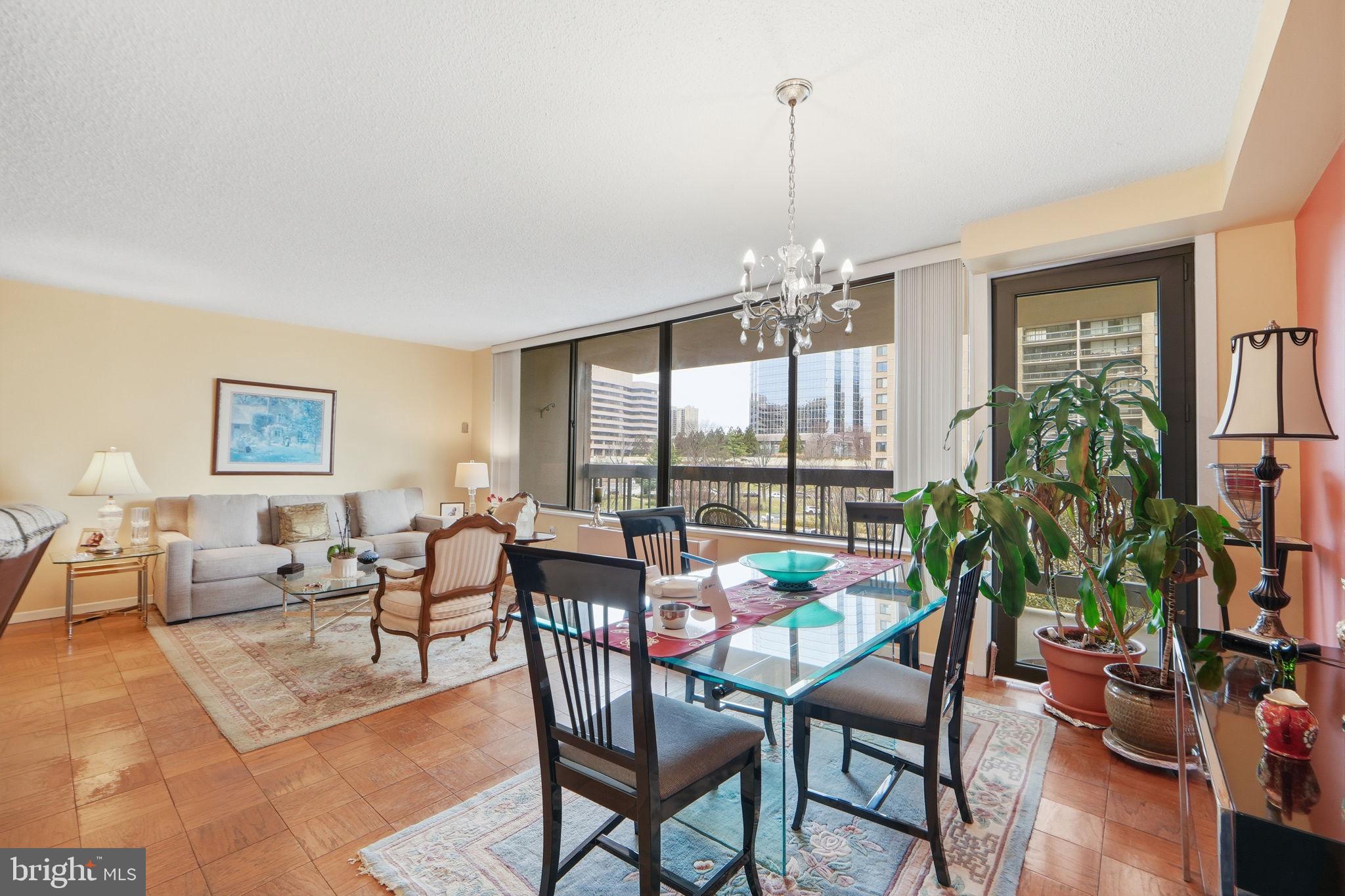 SKYLINE PLAZA - Residential