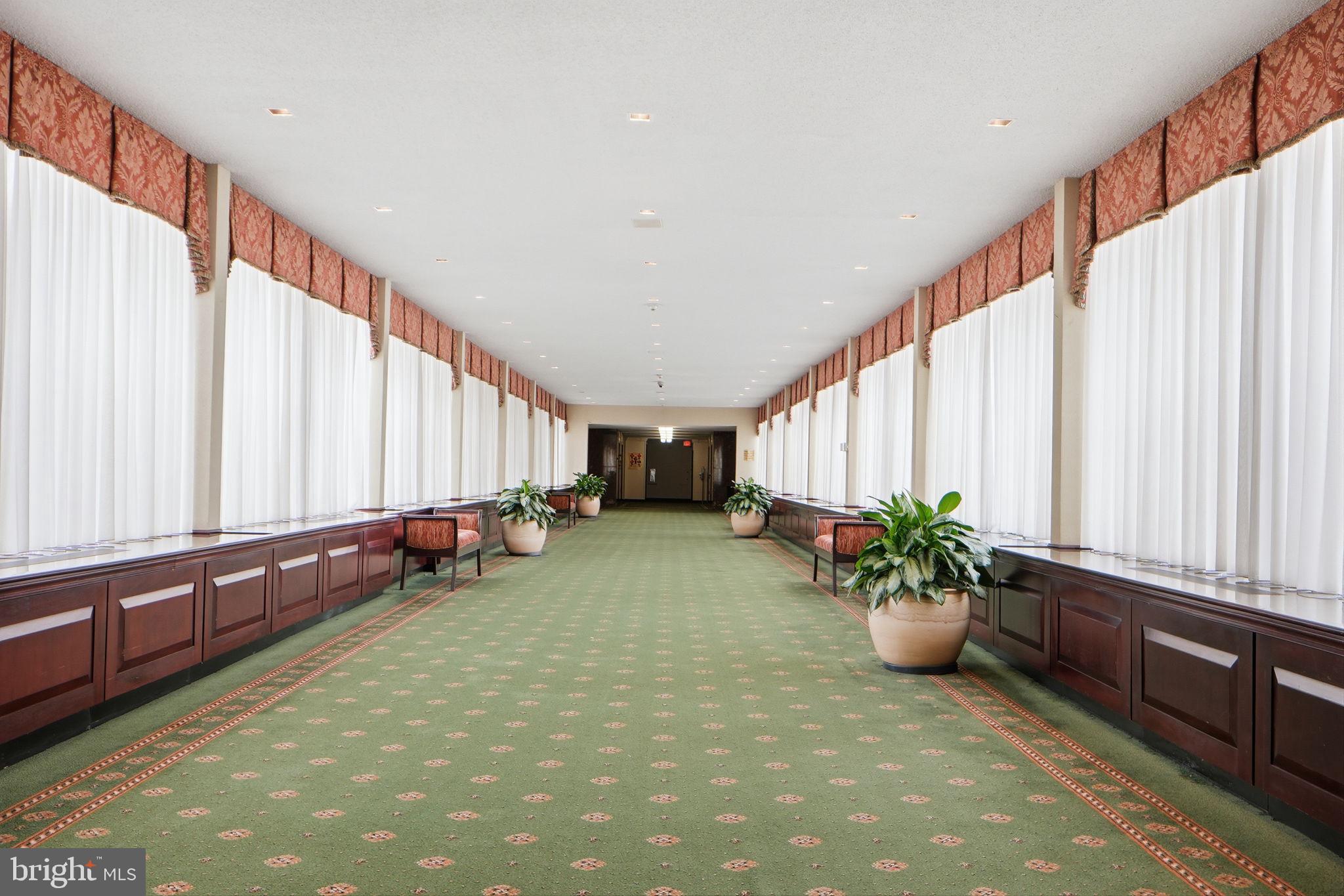 SKYLINE PLAZA - Residential