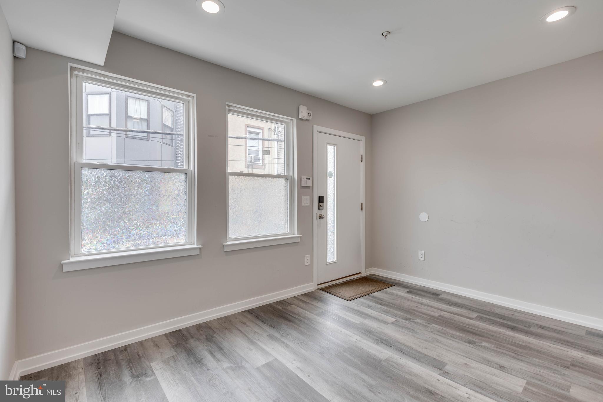 TEMPLE UNIVERSITY - Residential Lease