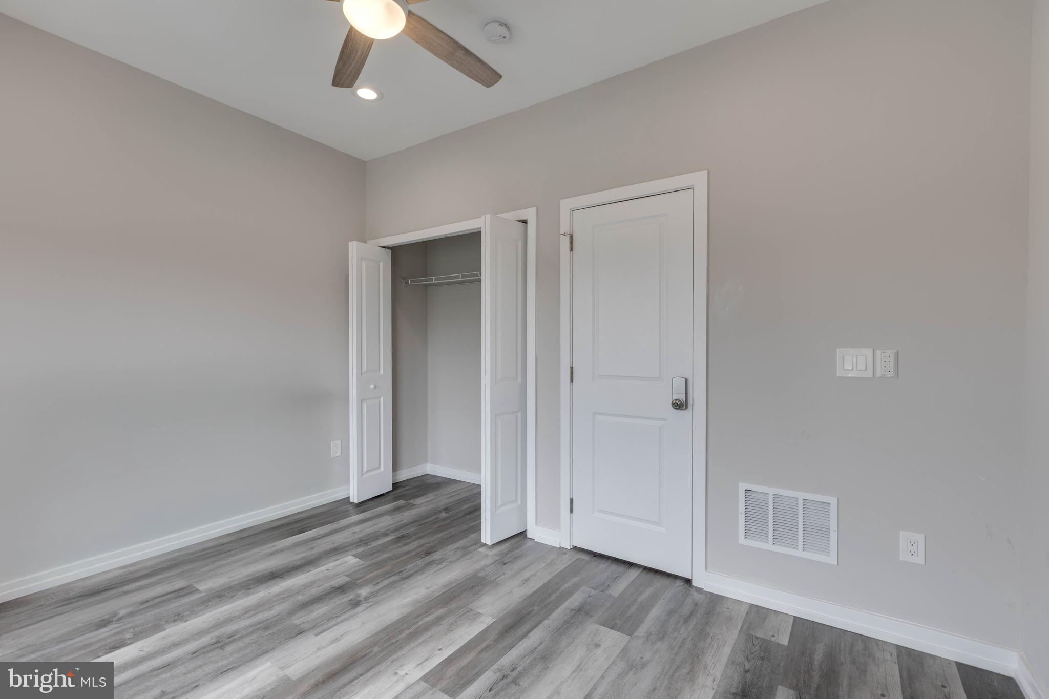 TEMPLE UNIVERSITY - Residential Lease