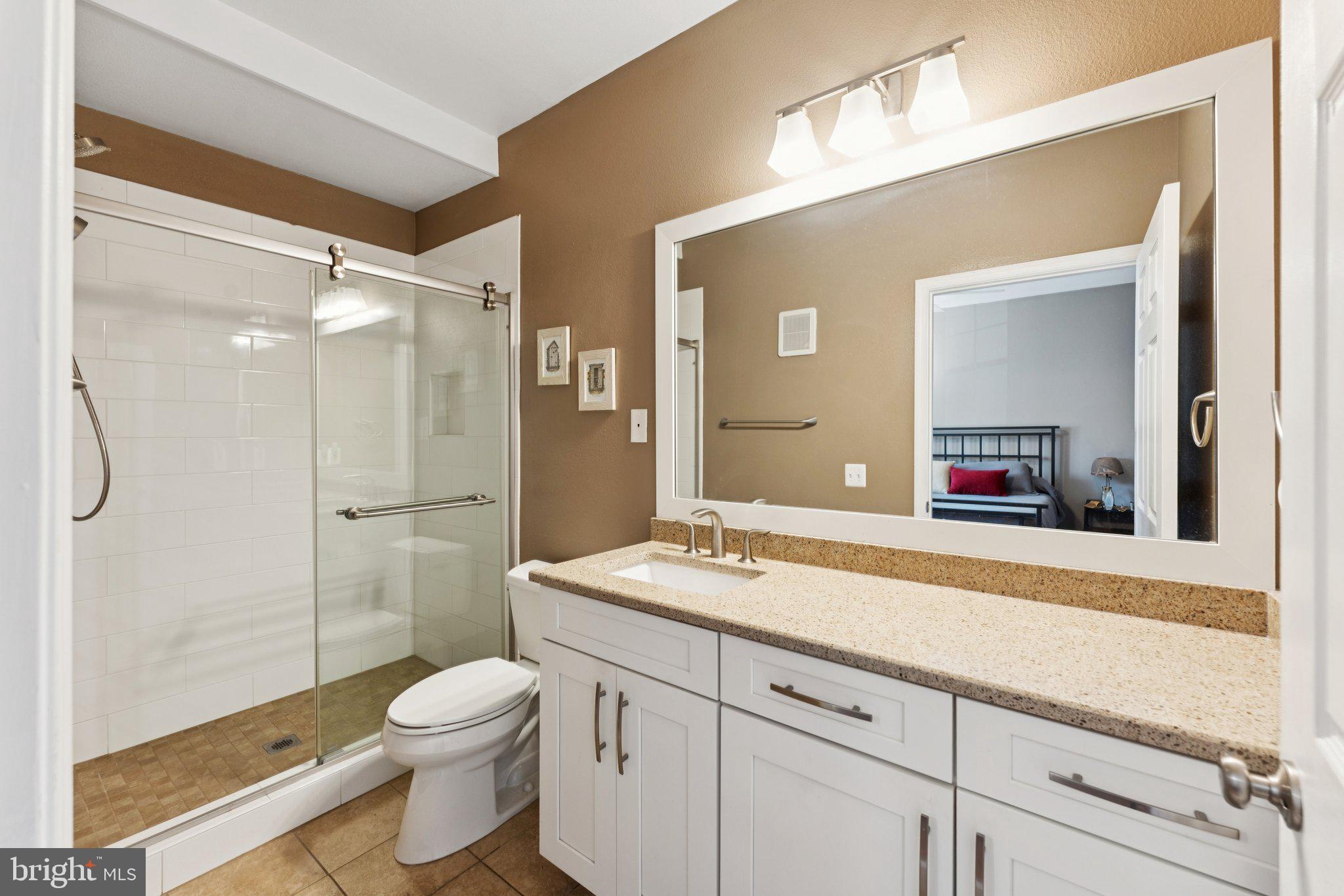 GATES OF MCLEAN - Residential