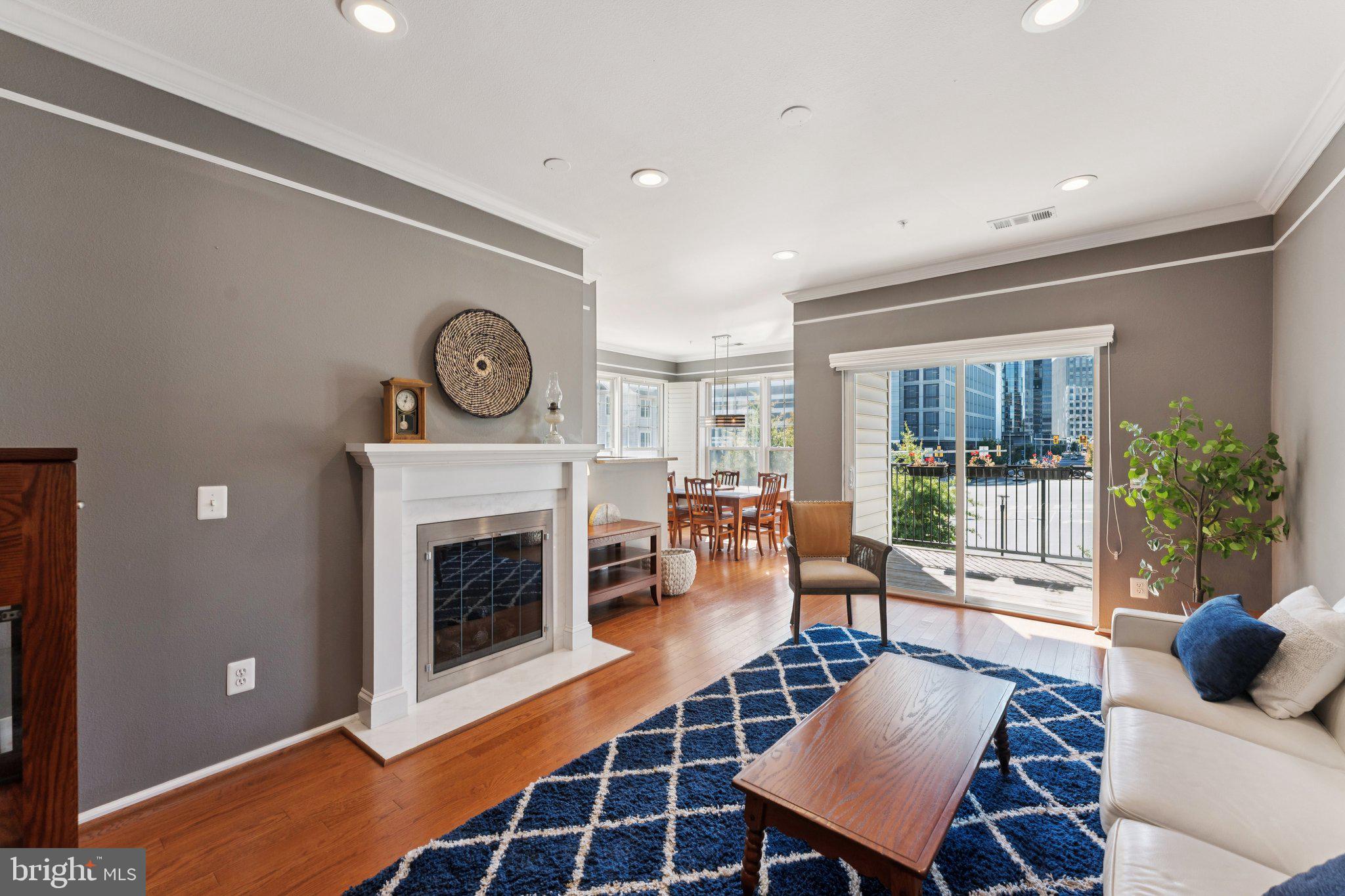 GATES OF MCLEAN - Residential