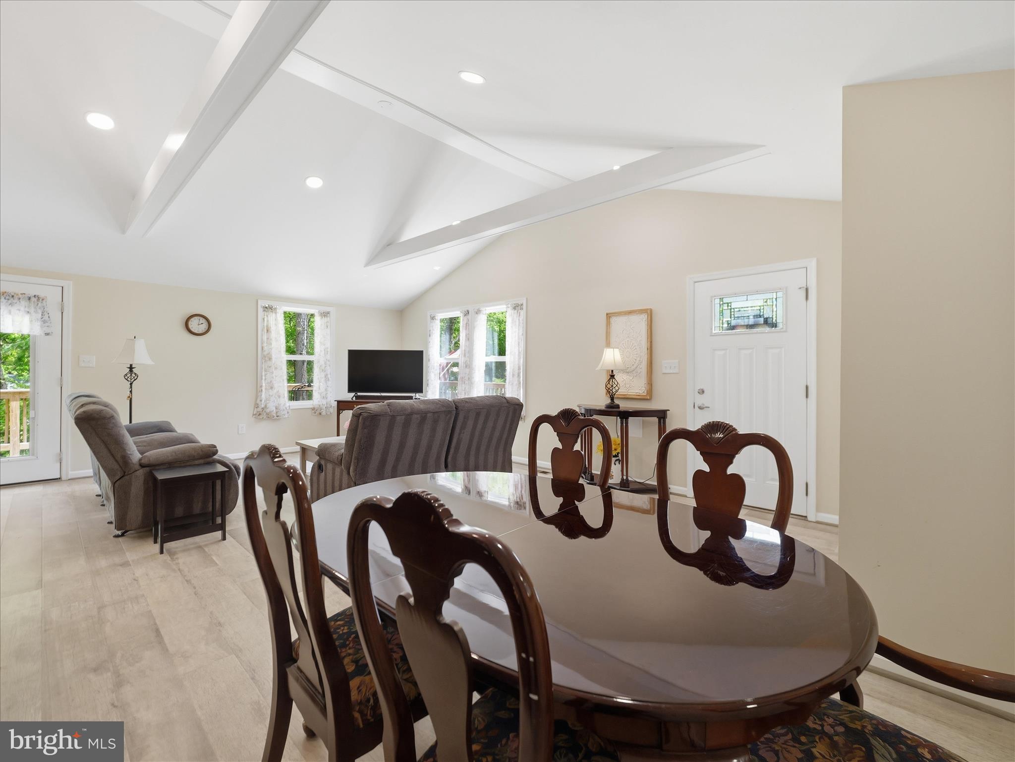 SLEEPY HOLLOW - Residential
