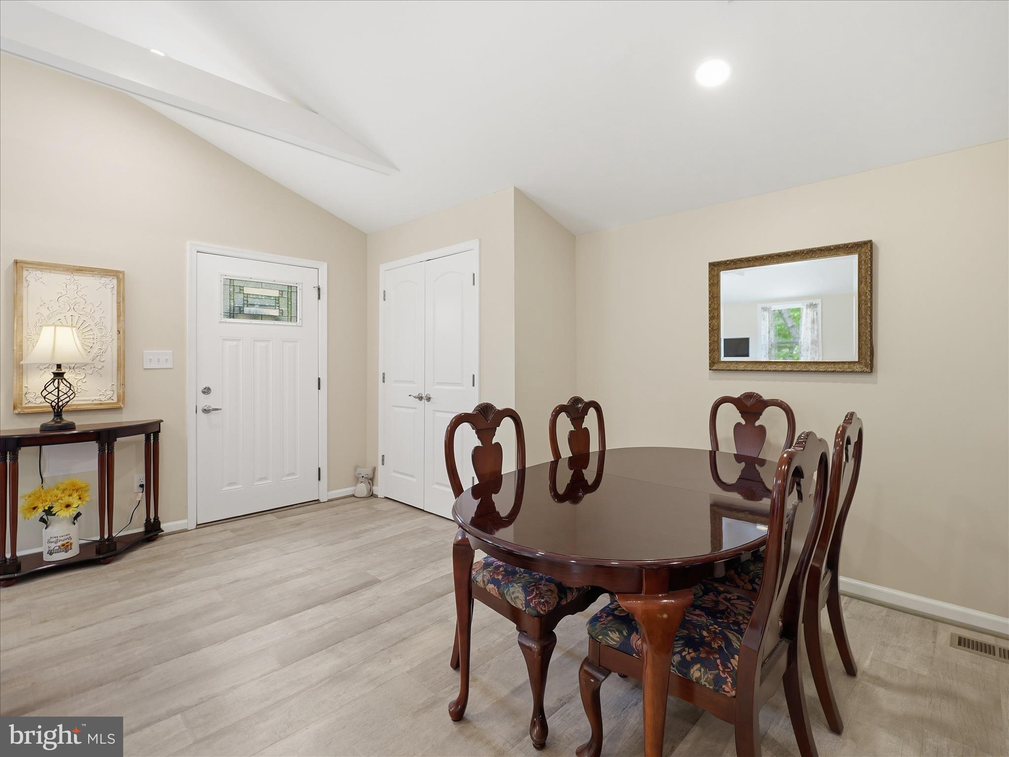 SLEEPY HOLLOW - Residential