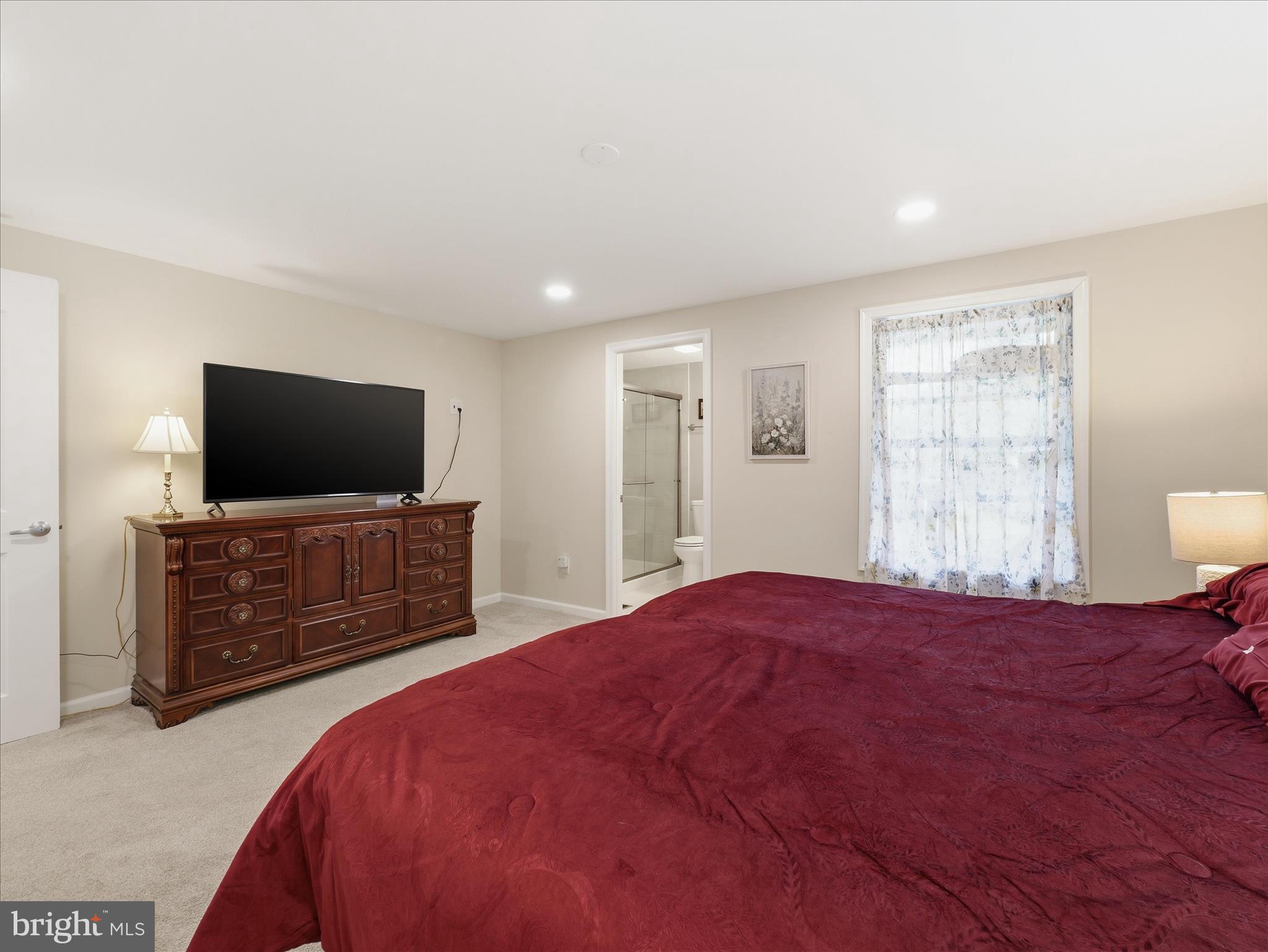 SLEEPY HOLLOW - Residential