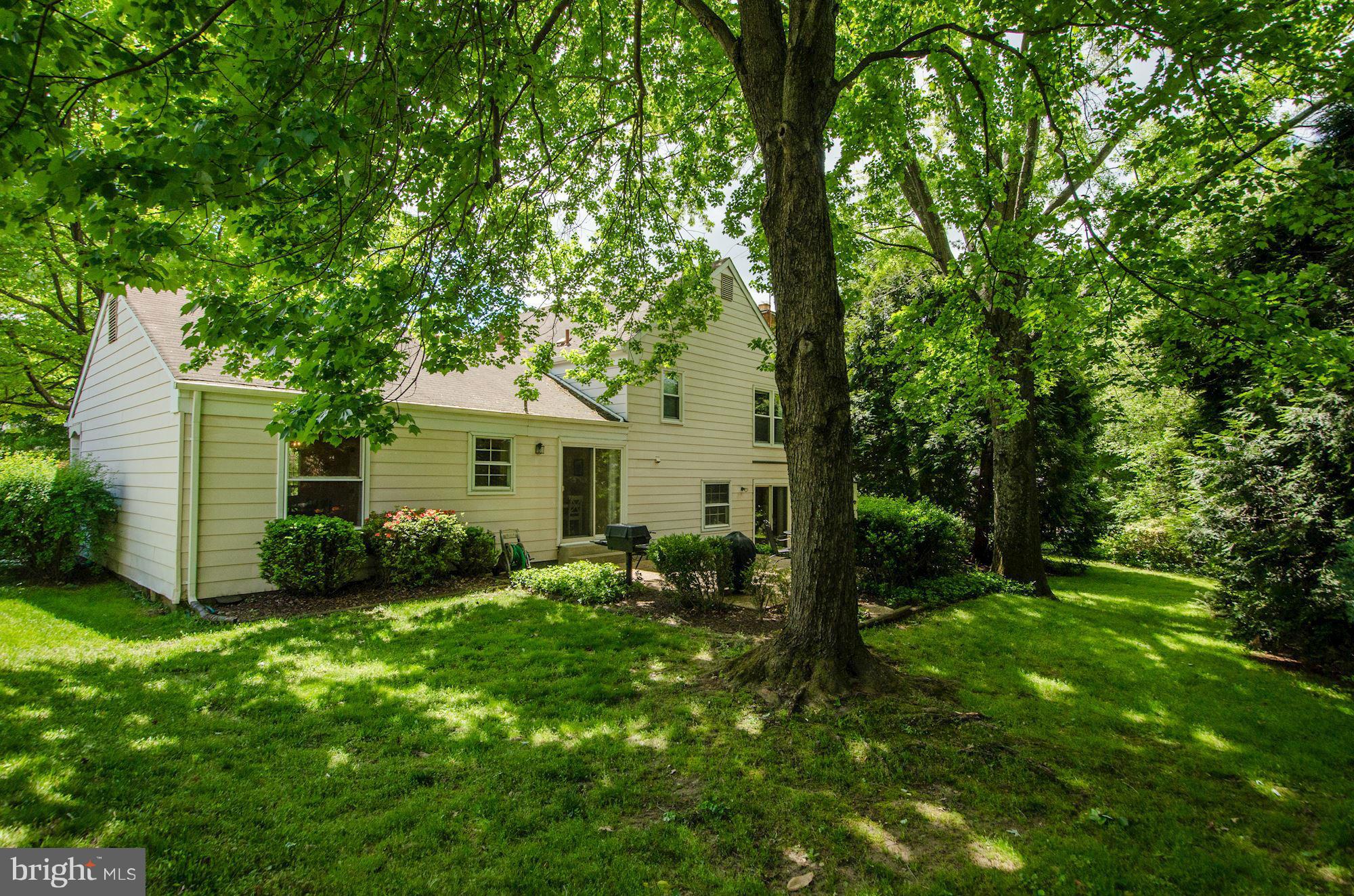 POTOMAC COMMONS - Residential