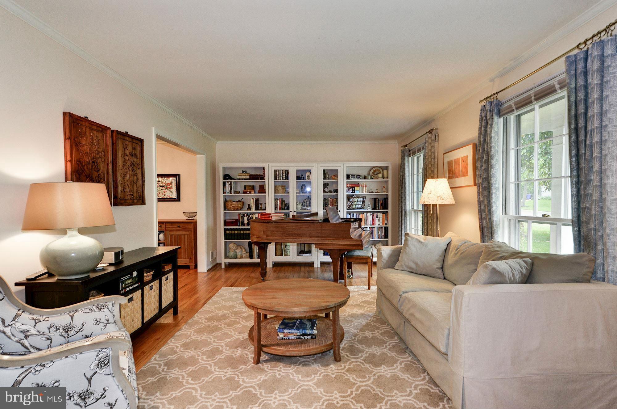 POTOMAC COMMONS - Residential