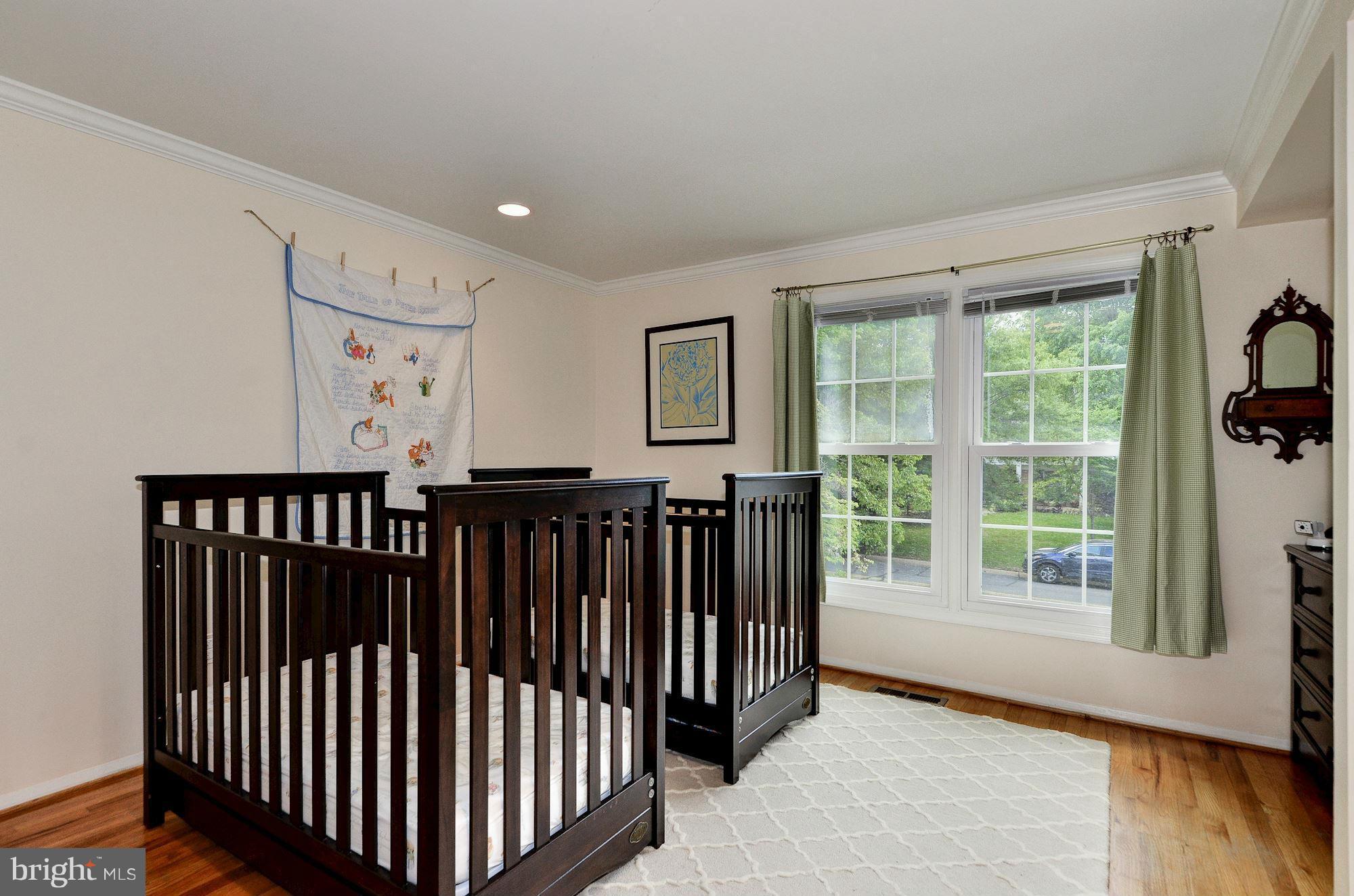 POTOMAC COMMONS - Residential